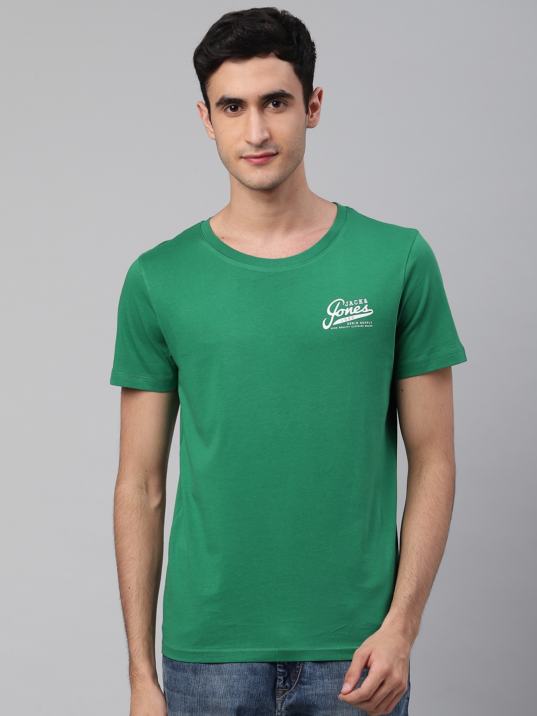 

Jack Jones Men Green Solid Round Neck Pure Cotton T-shirt
