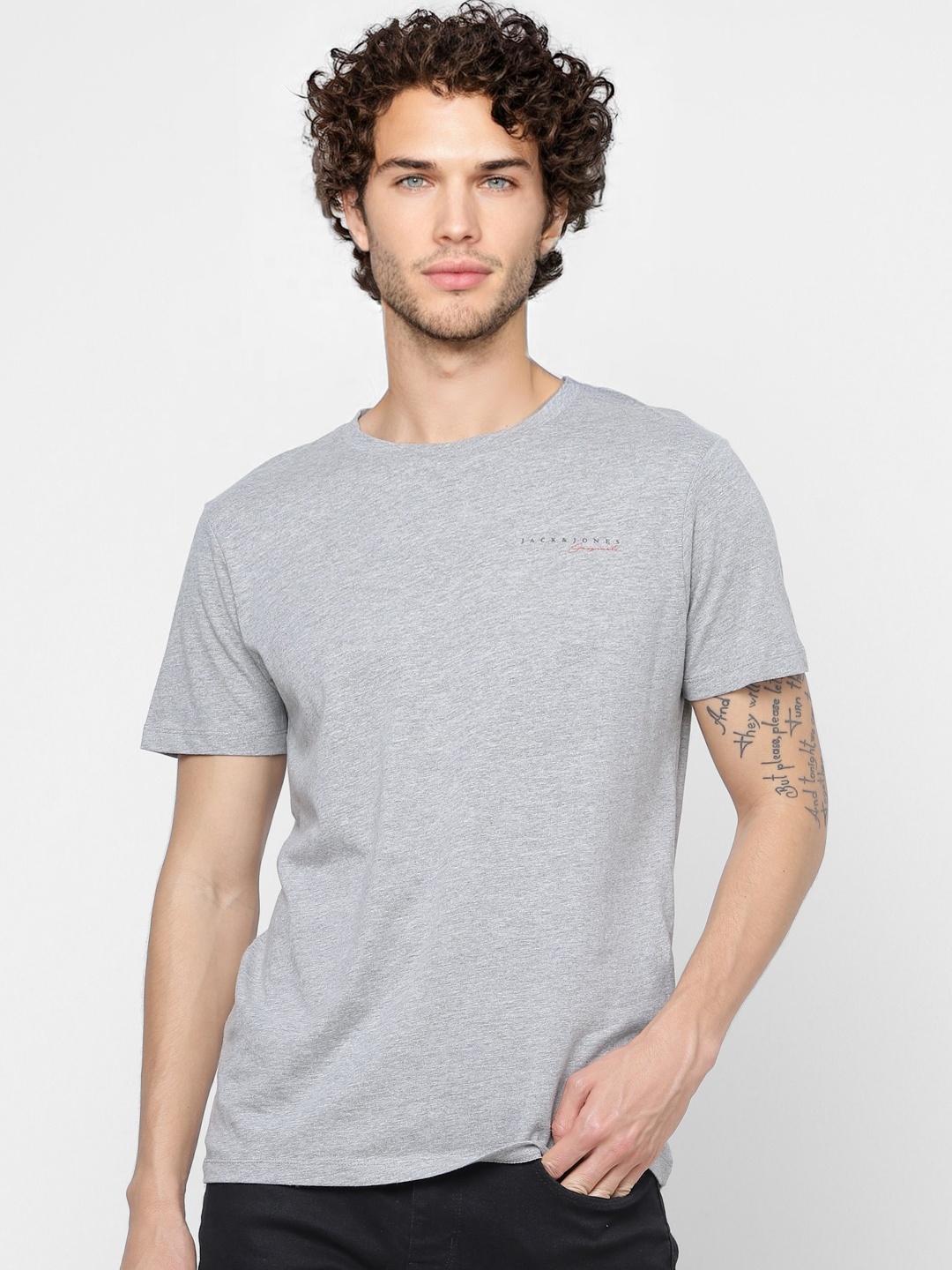 

Jack & Jones Men Grey Melange Solid Round Neck T-shirt