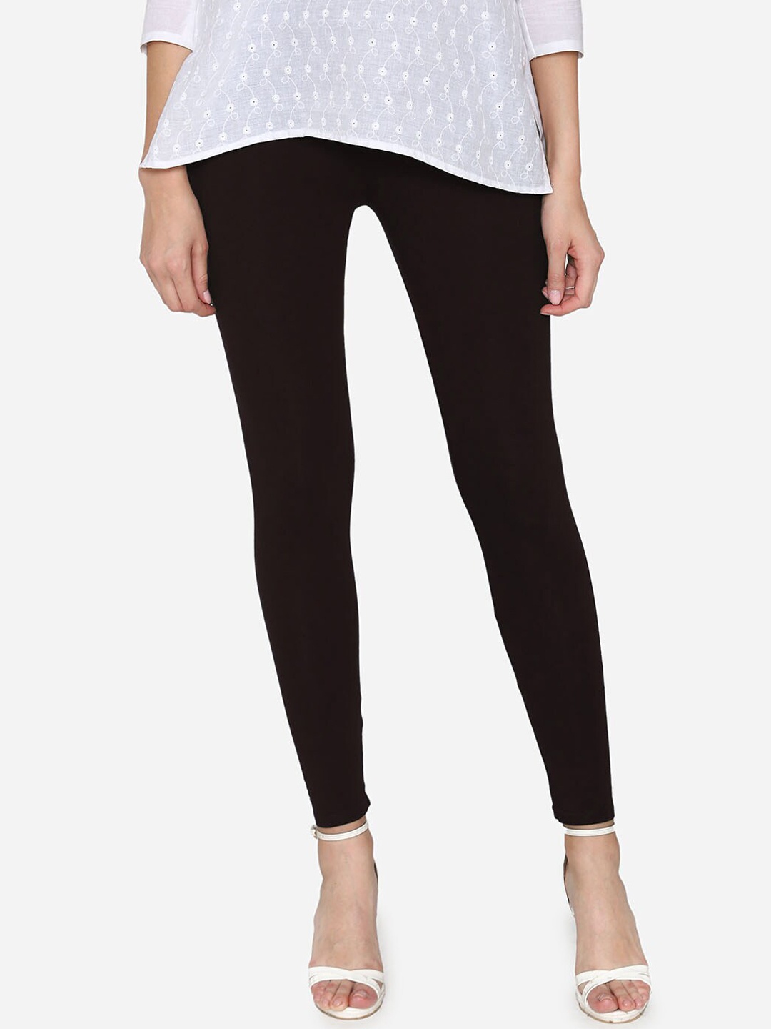 

Vami Women Black Solid Ankle-Length Stretchable Leggings