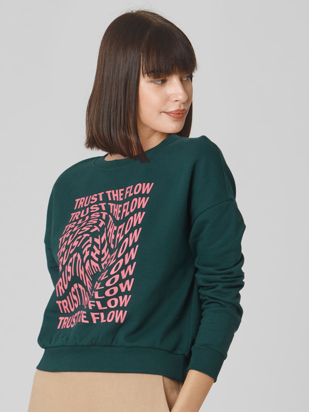 

Vero Moda Women Green & Pink Printed Sweatshirt