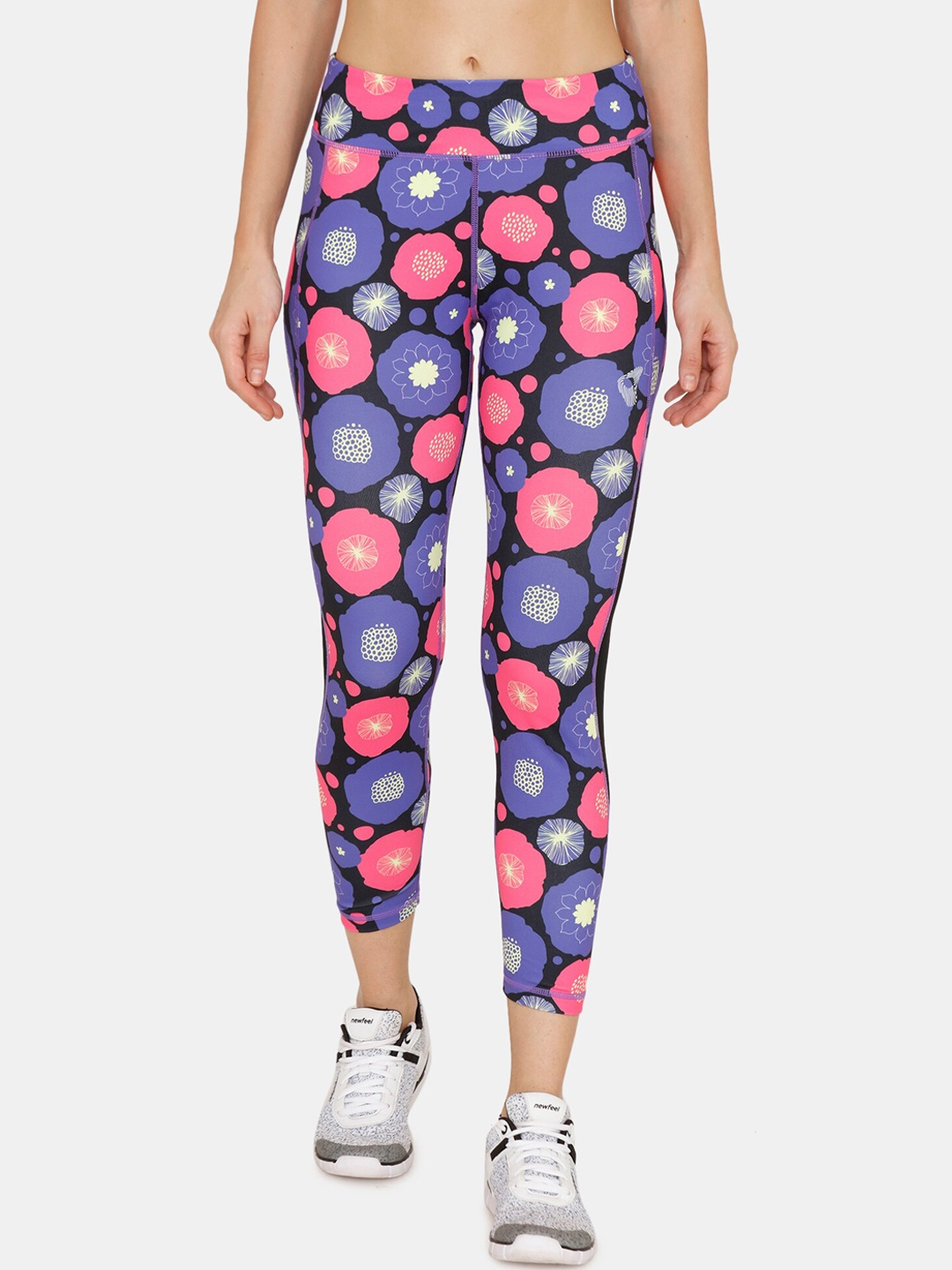 

Zelocity by Zivame Women Black & Pink Printed Tights