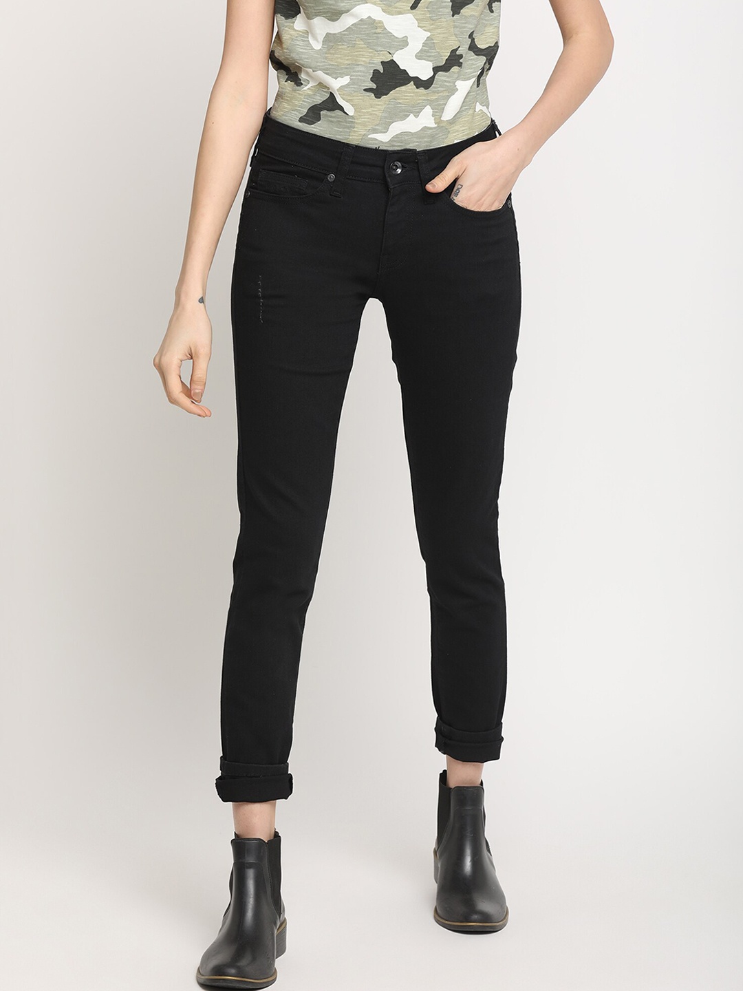

Pepe Jeans Women Black Regular Fit Mid-Rise Clean Look Jeans