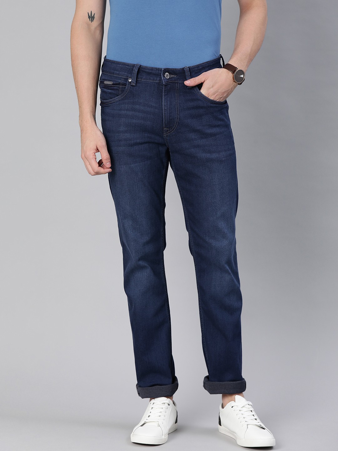 

Nautica Men Navy Blue Straight Fit Mid-Rise Clean Look Stretchable Jeans