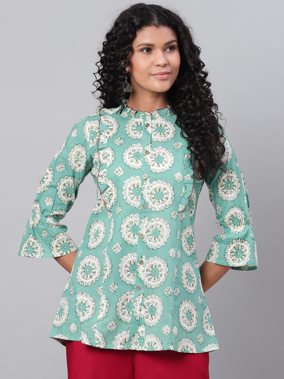 

Myshka Women Sea Green & White Printed A-Line Pure Cotton Top