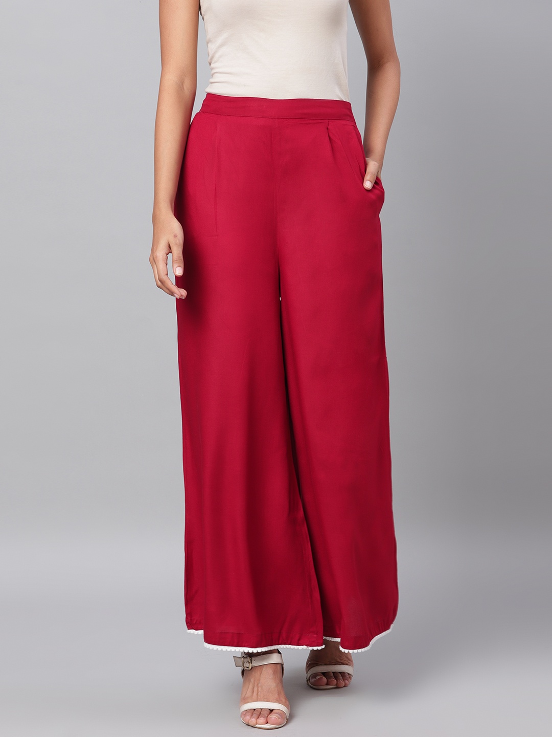 

Myshka Women Maroon Solid Wide Leg Palazzos