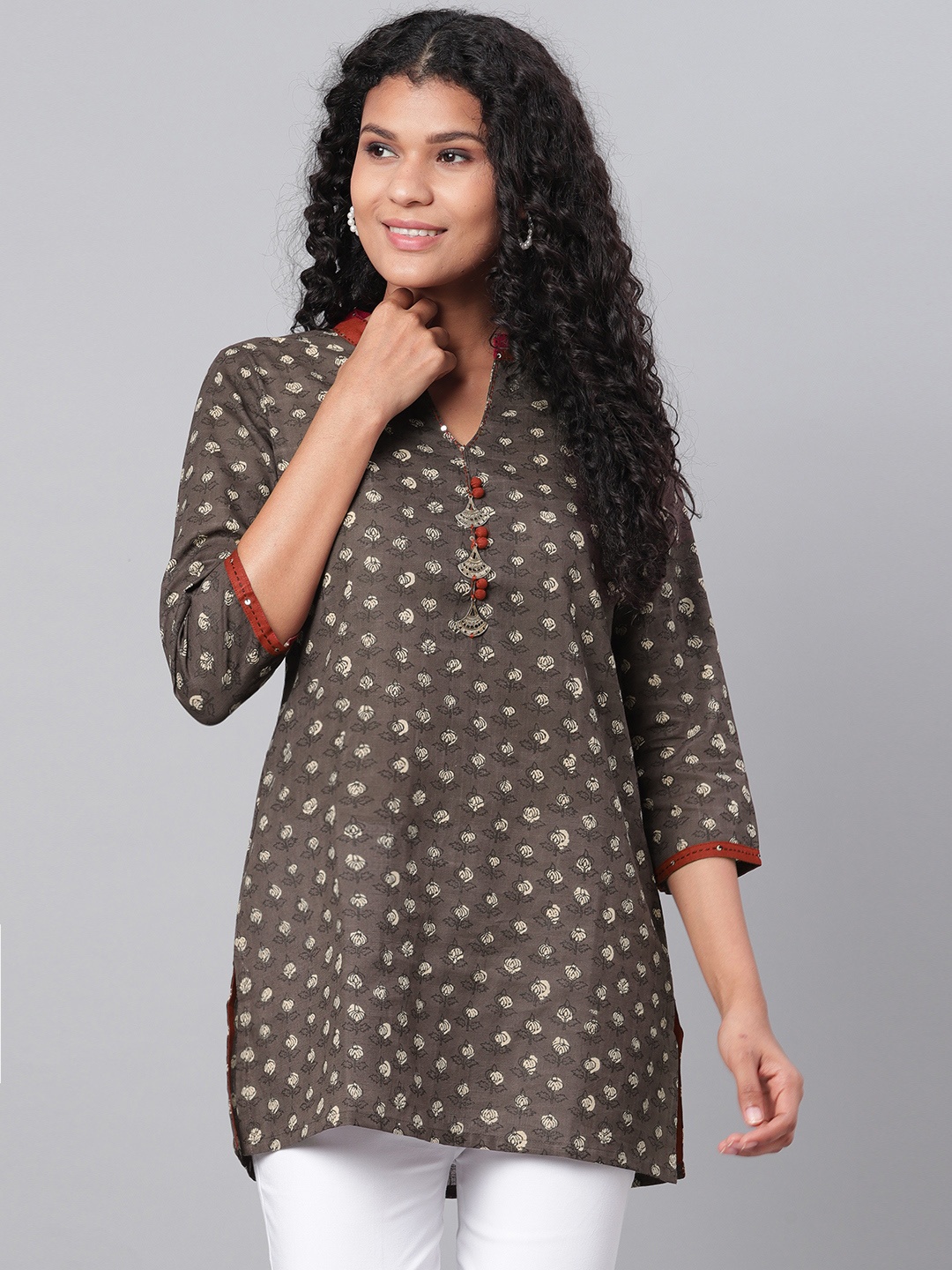 

Myshka Women Brown & Cream-Coloured Printed Longline Pure Cotton Top