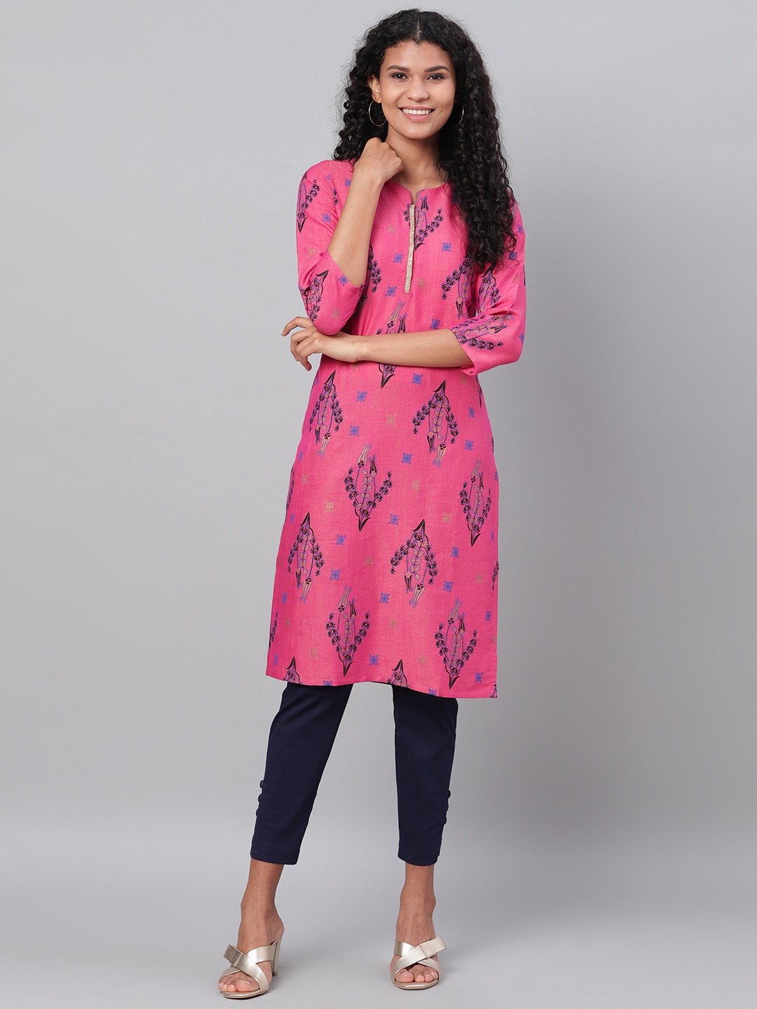 

Myshka Women Pink & Blue Printed Straight Kurta