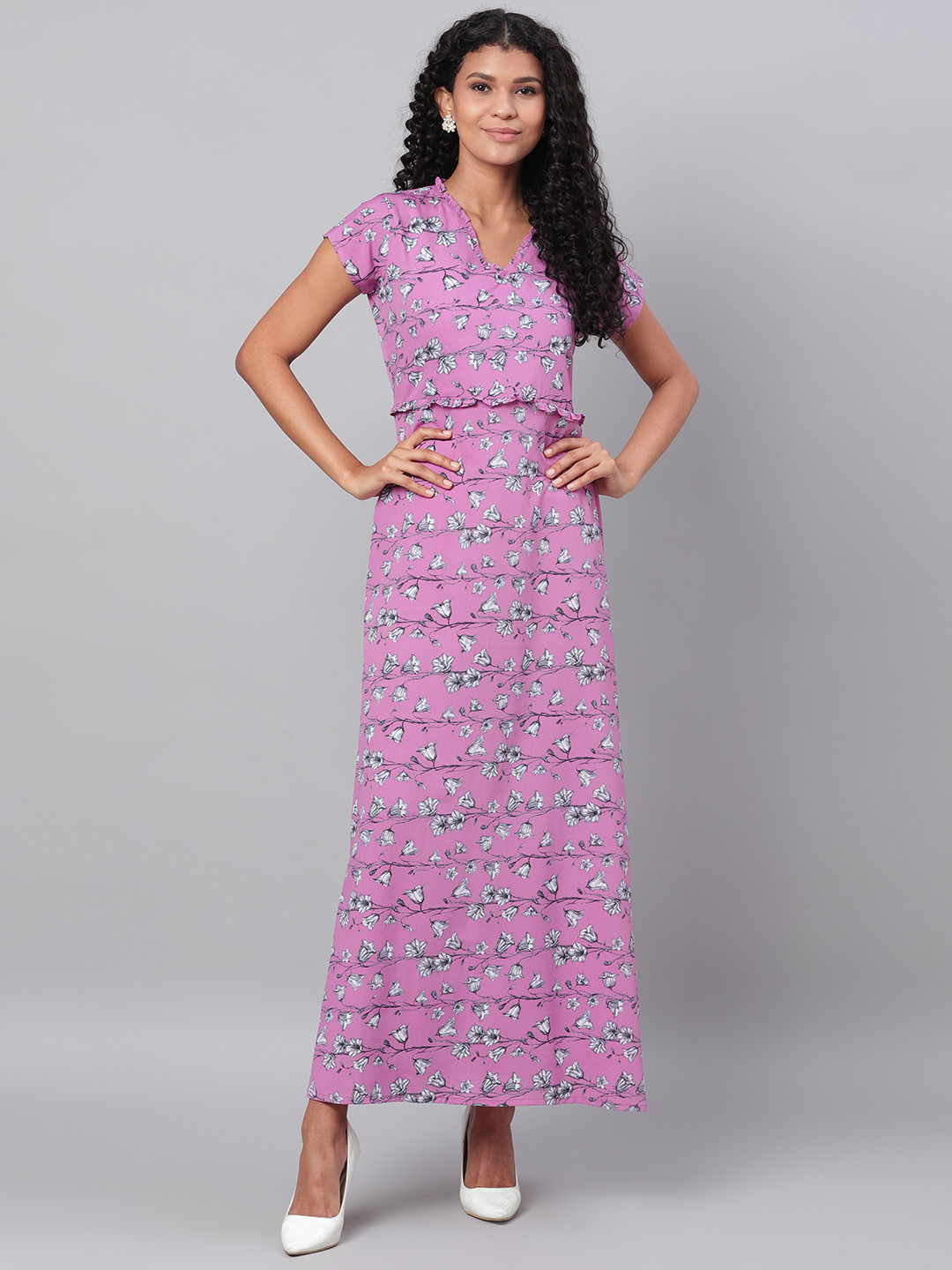 

Myshka Women Pink & White Floral Print Maxi Dress