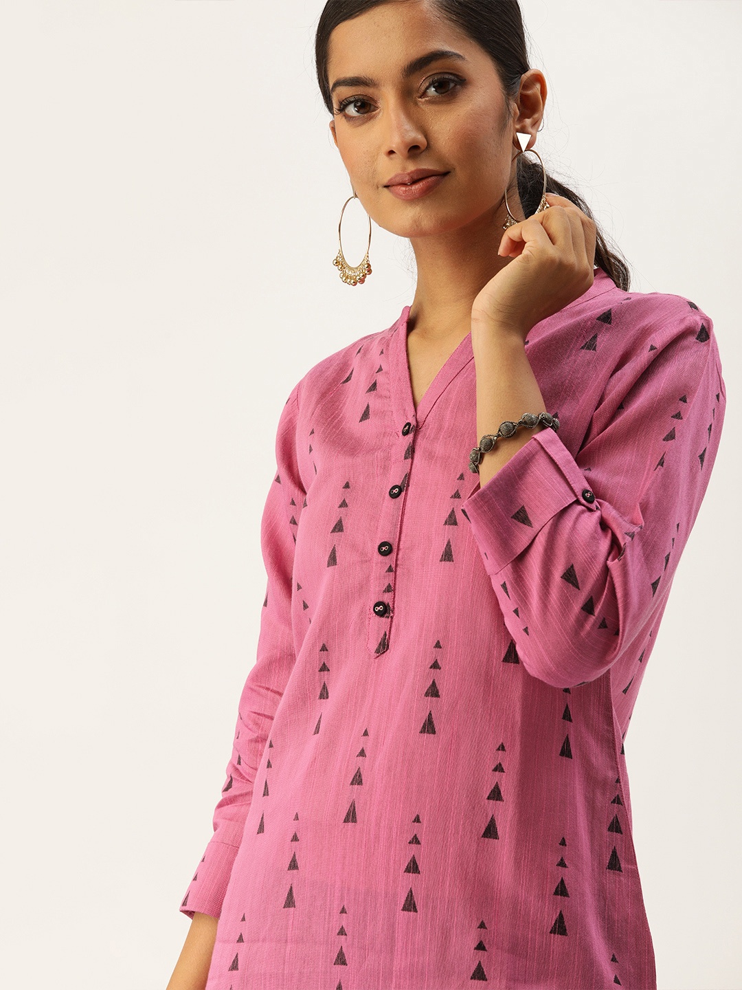 

Varanga Women Mauve & Black Printed Straight Kurta