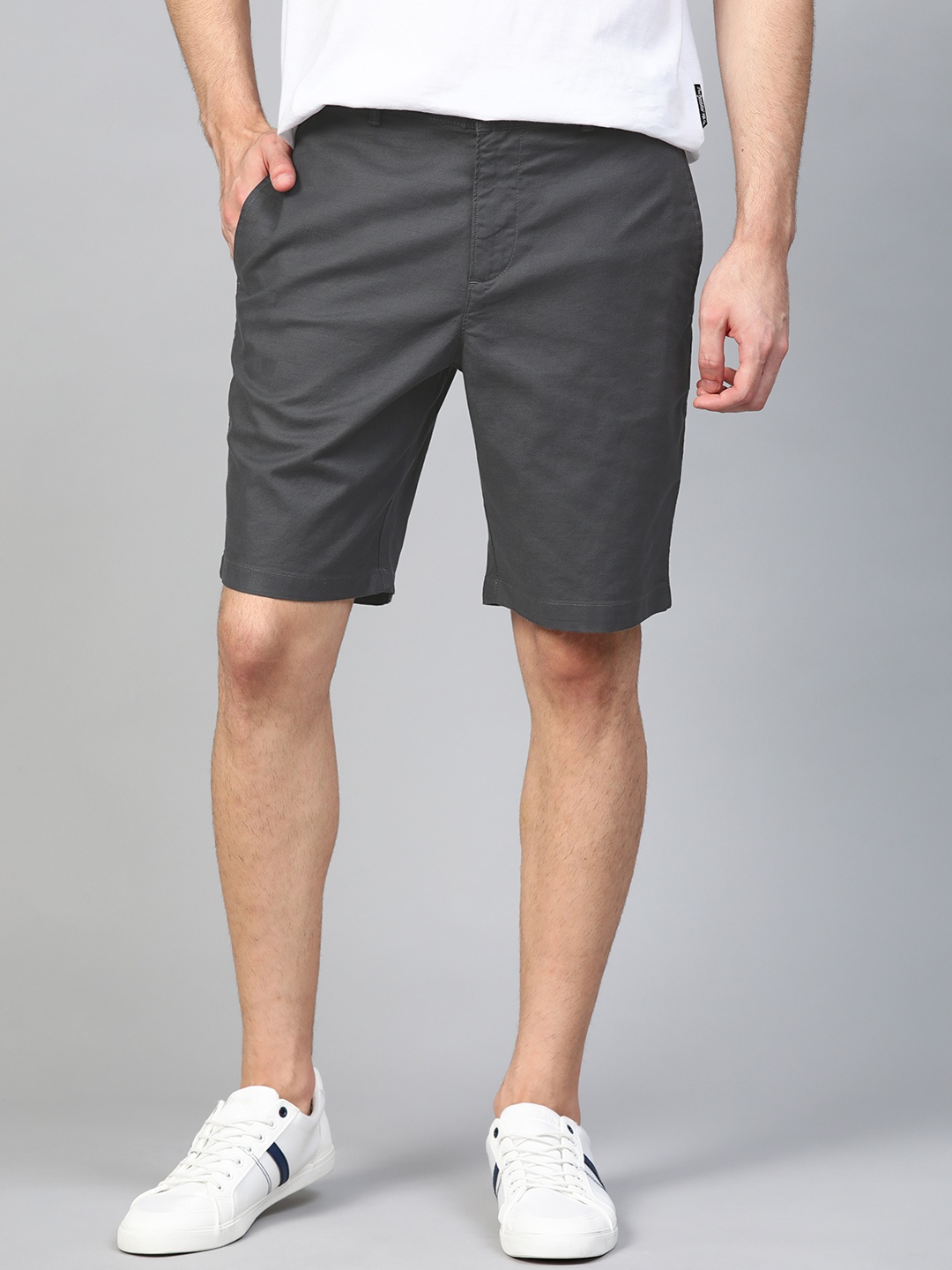 

Mast & Harbour Men Charcoal Grey Checked Regular Fit Chinos Shorts