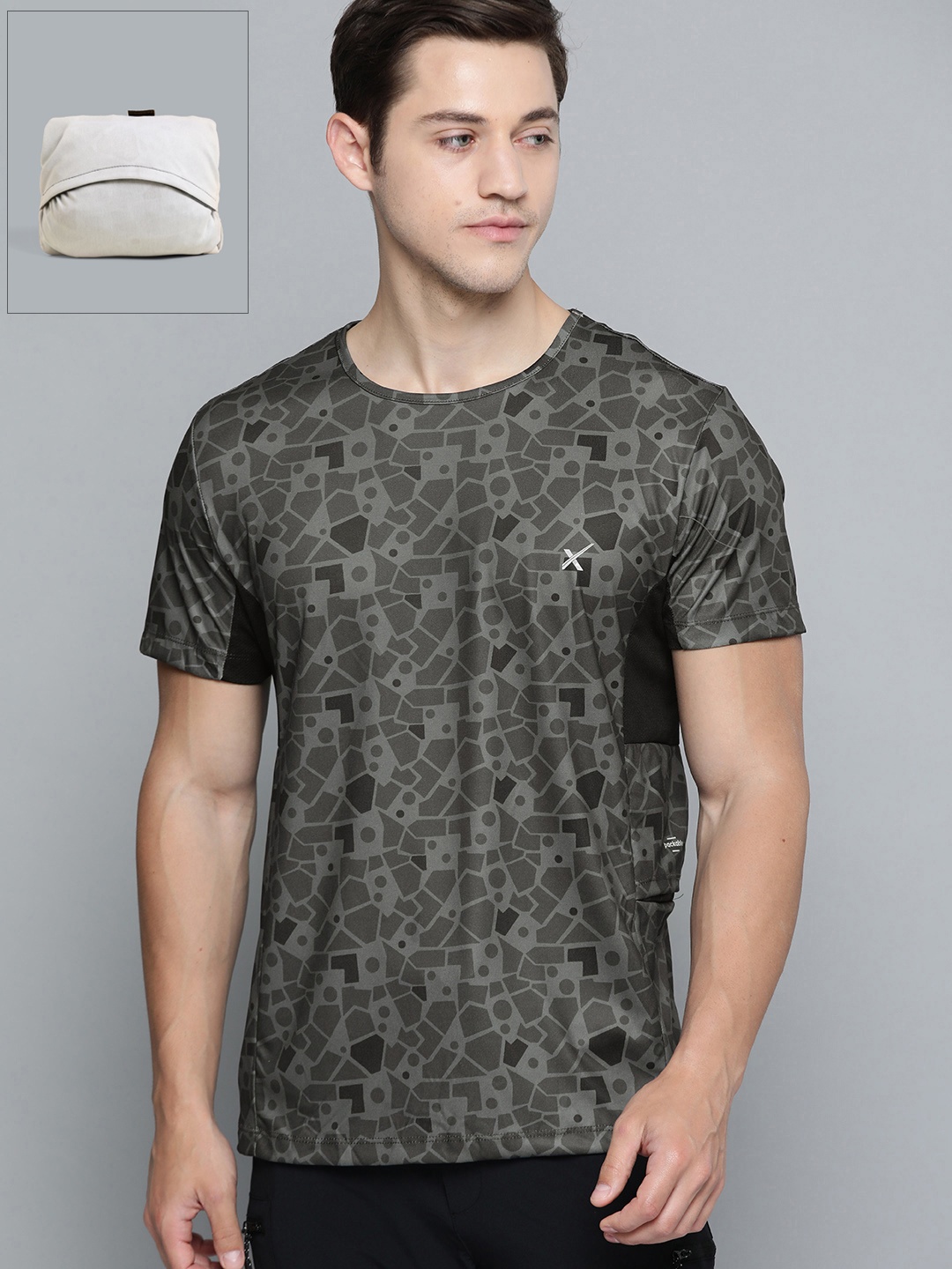 

HRX by Hrithik Roshan Men Wet Weather Printed Rapid-Dry Outdoor Packable T-shirt, Charcoal