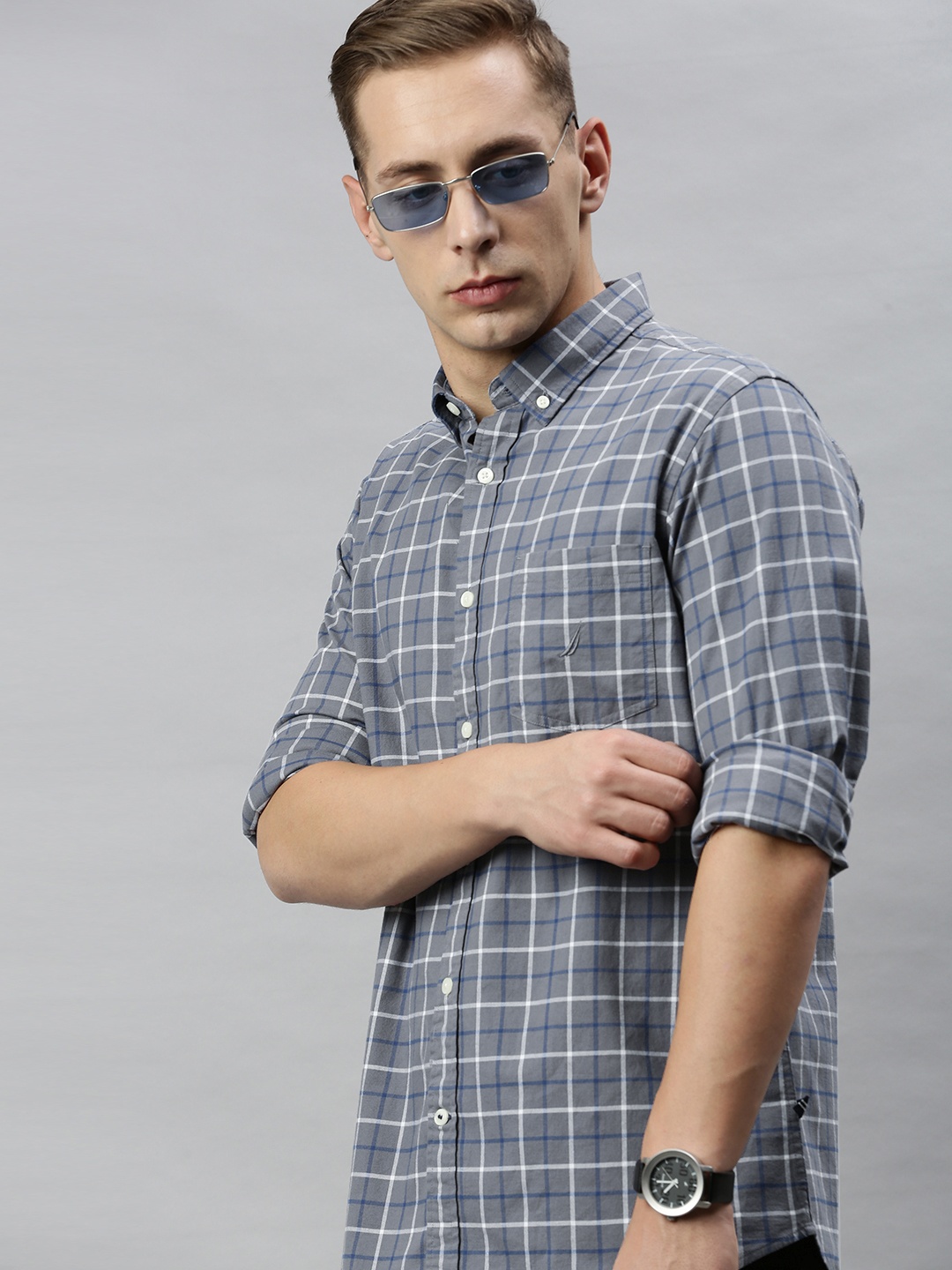 

Nautica Men Grey & Blue Classic Regular Fit Checked Casual Shirt