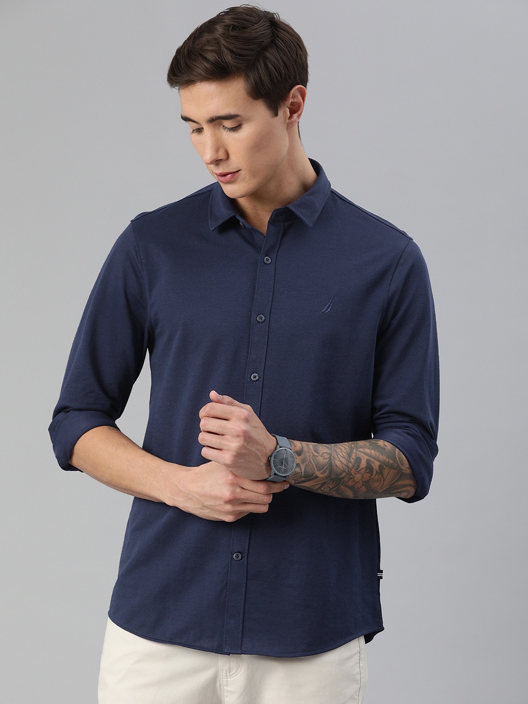 

Nautica Men Navy Blue Regular Fit Solid Casual Shirt