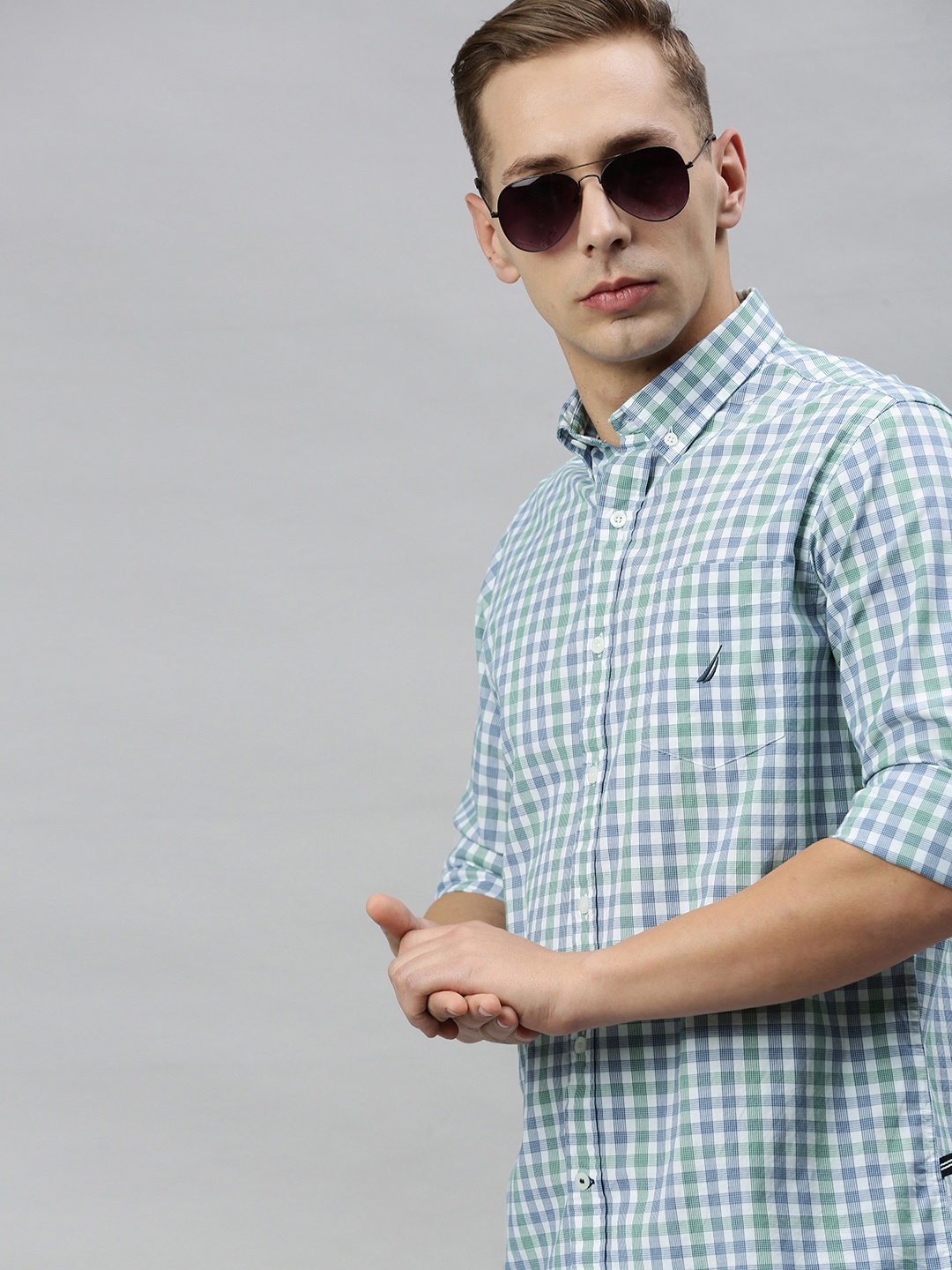 

Nautica Men White & Green Classic Fit Checked Stretchable Casual Shirt