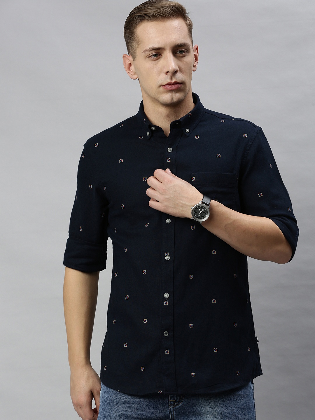 

Nautica Men Navy Blue Pure Cotton Slim Fit Geometric Print Casual Shirt