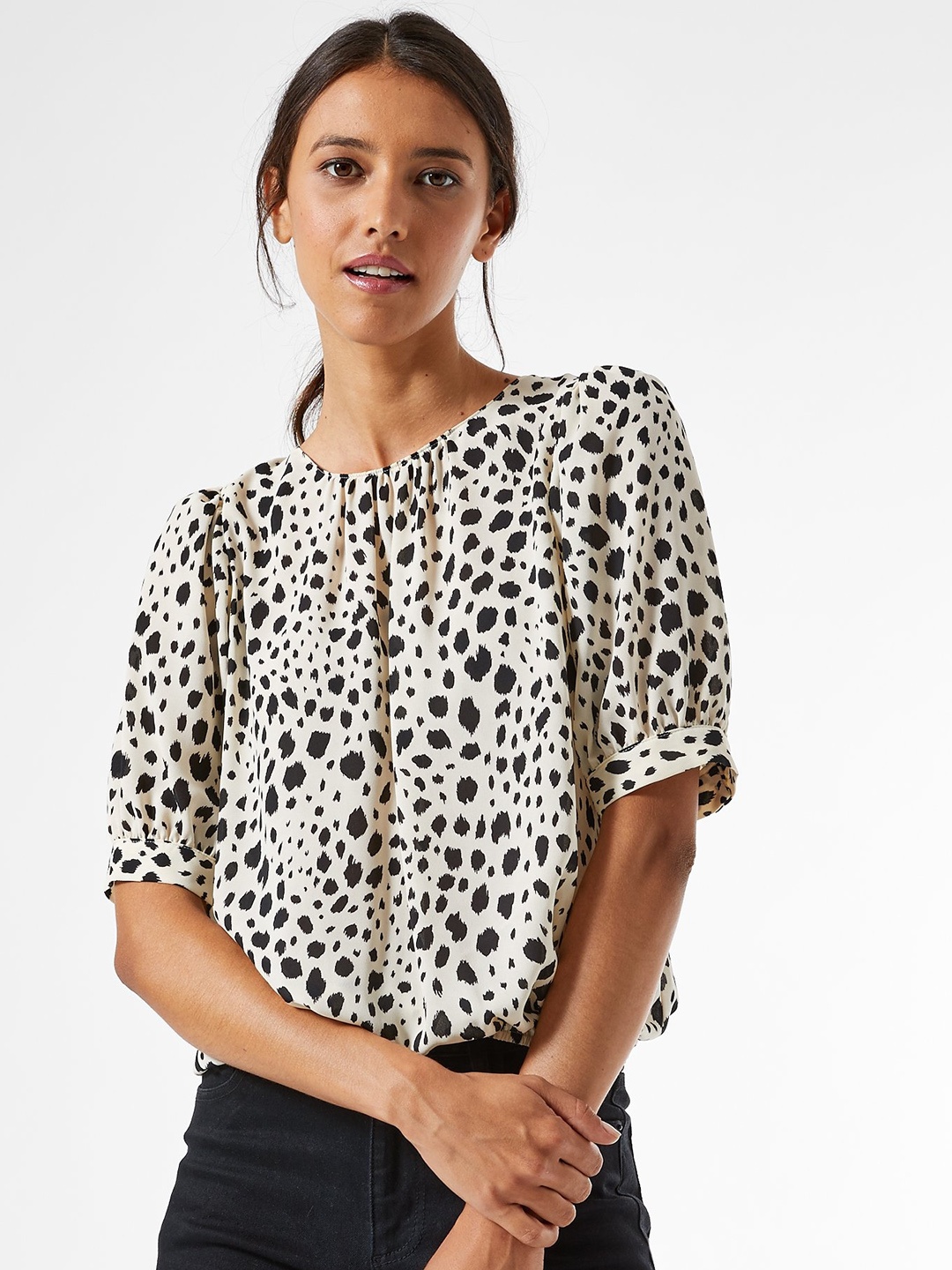 

DOROTHY PERKINS Women Cream-Coloured & Black Animal Printed Top