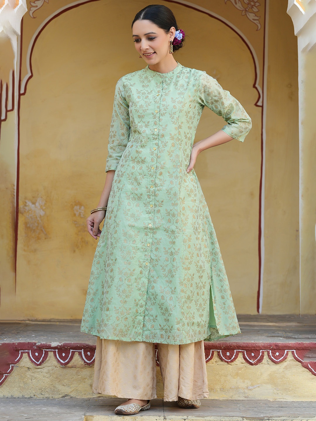 

Juniper Women Green & Golden Foil Print A-Line Kurta