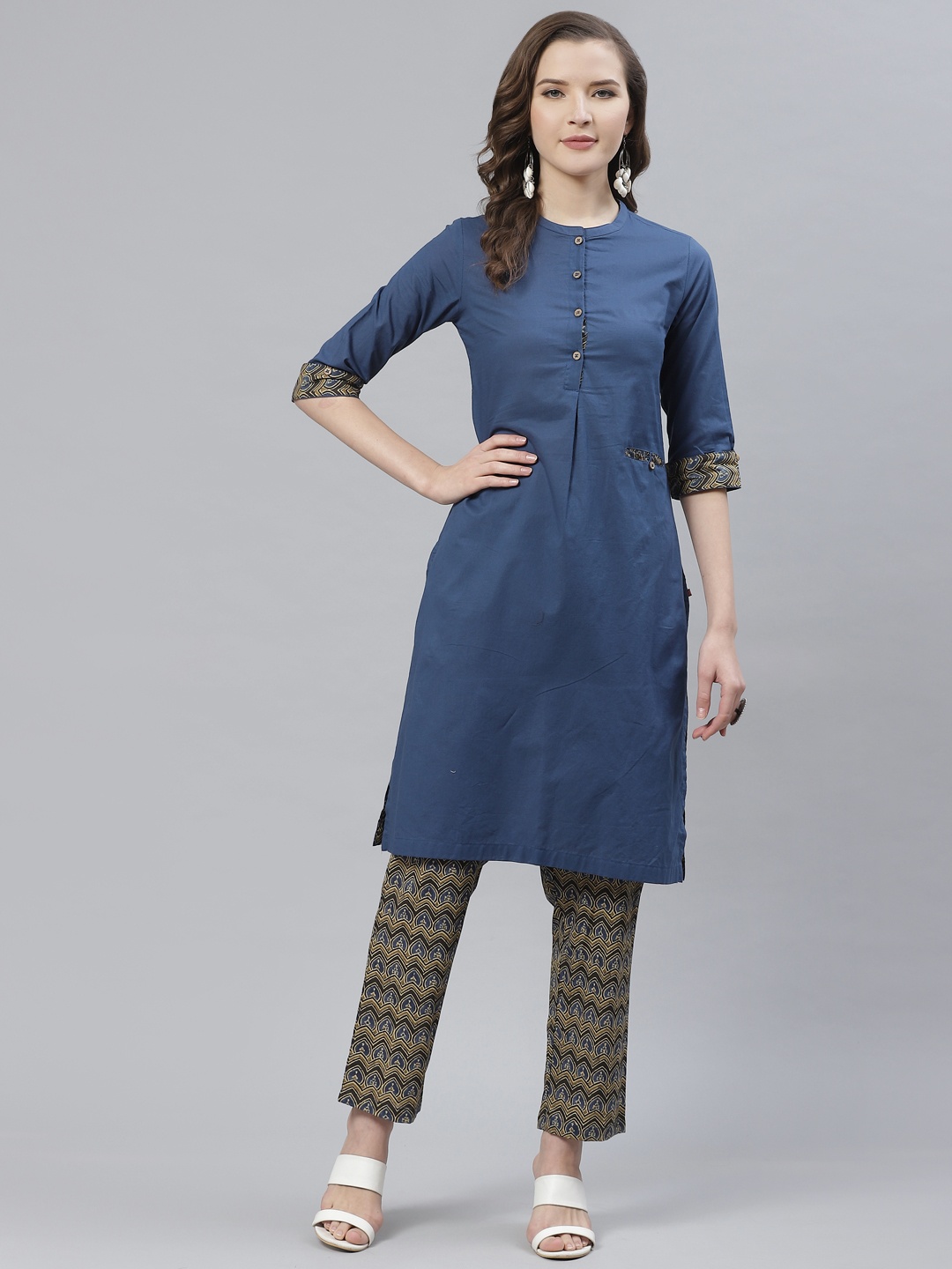 

Biba Women Navy Blue & Olive Green Solid Kurta with Trousers