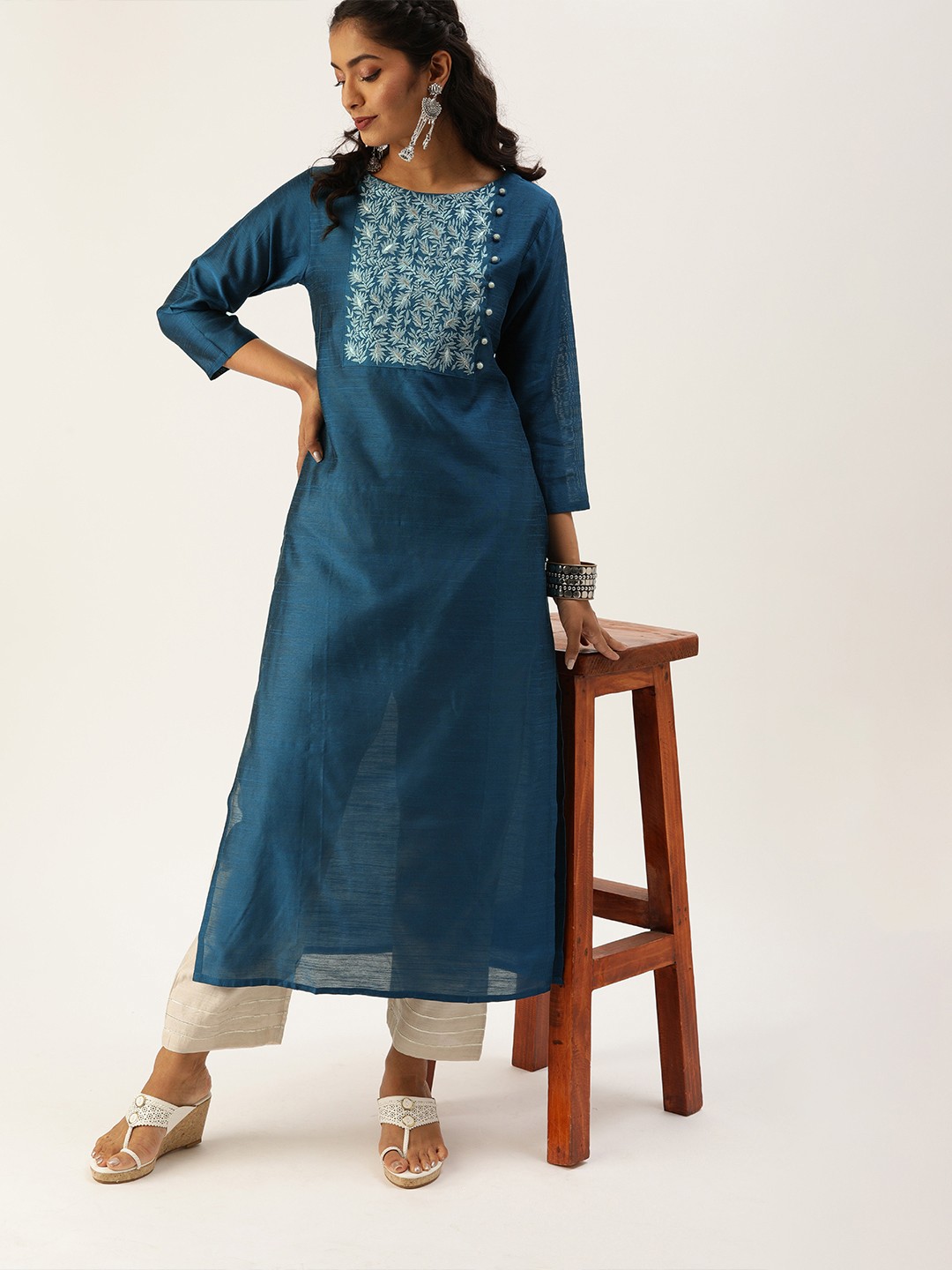 

Varanga Women Teal Blue Yoke Design Straight Kurta