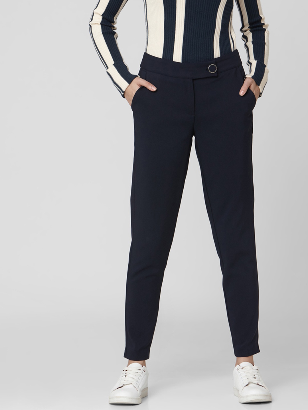 

Vero Moda Women Navy Blue Slim Fit Solid Cropped Regular Trousers