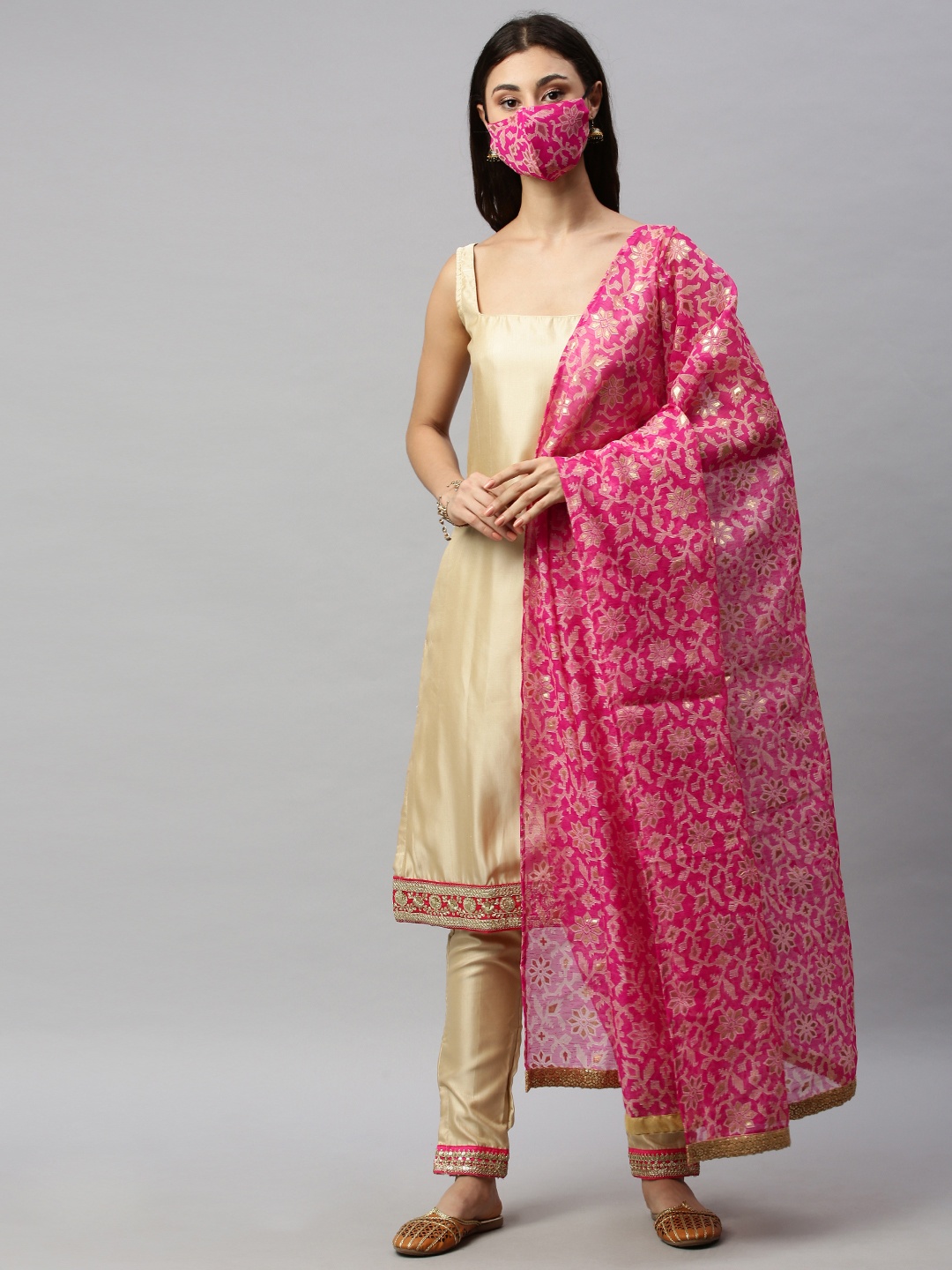 

Ethnovog Women Beige Pink Solid Made To Measure Kurta Set With Matching Mask