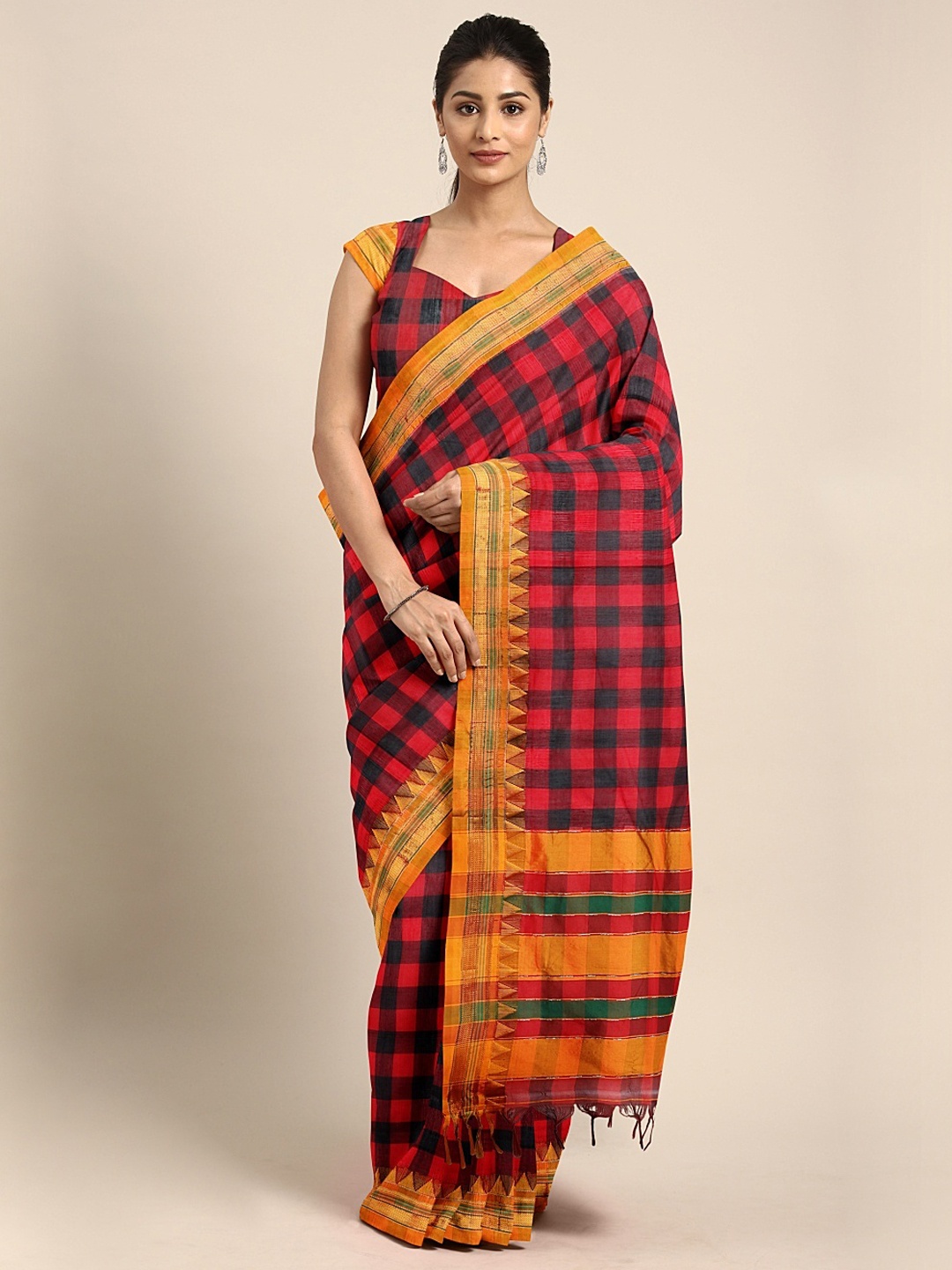 

Pavechas Red & Black Pure Cotton Checked Venkatgiri Saree