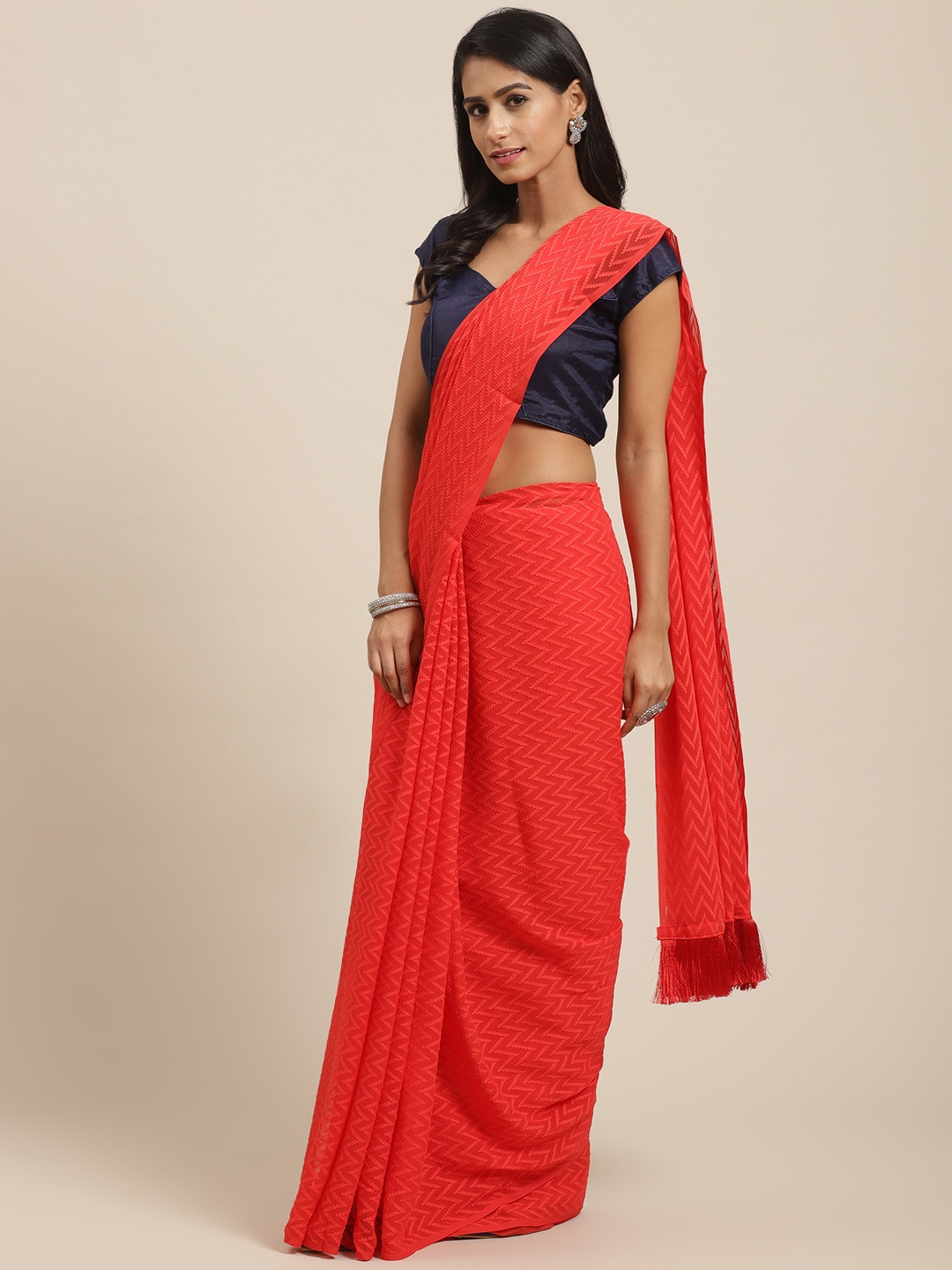 

VASTRANAND Red Jaali Handloom Woven Design Saree