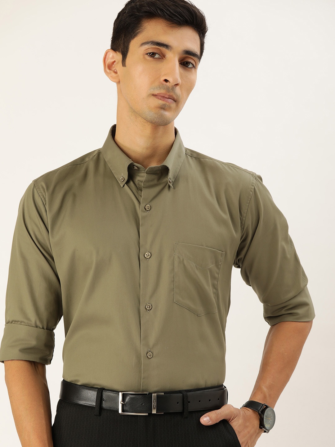 

Hancock Men Olive Green Slim Fit Solid Formal Shirt