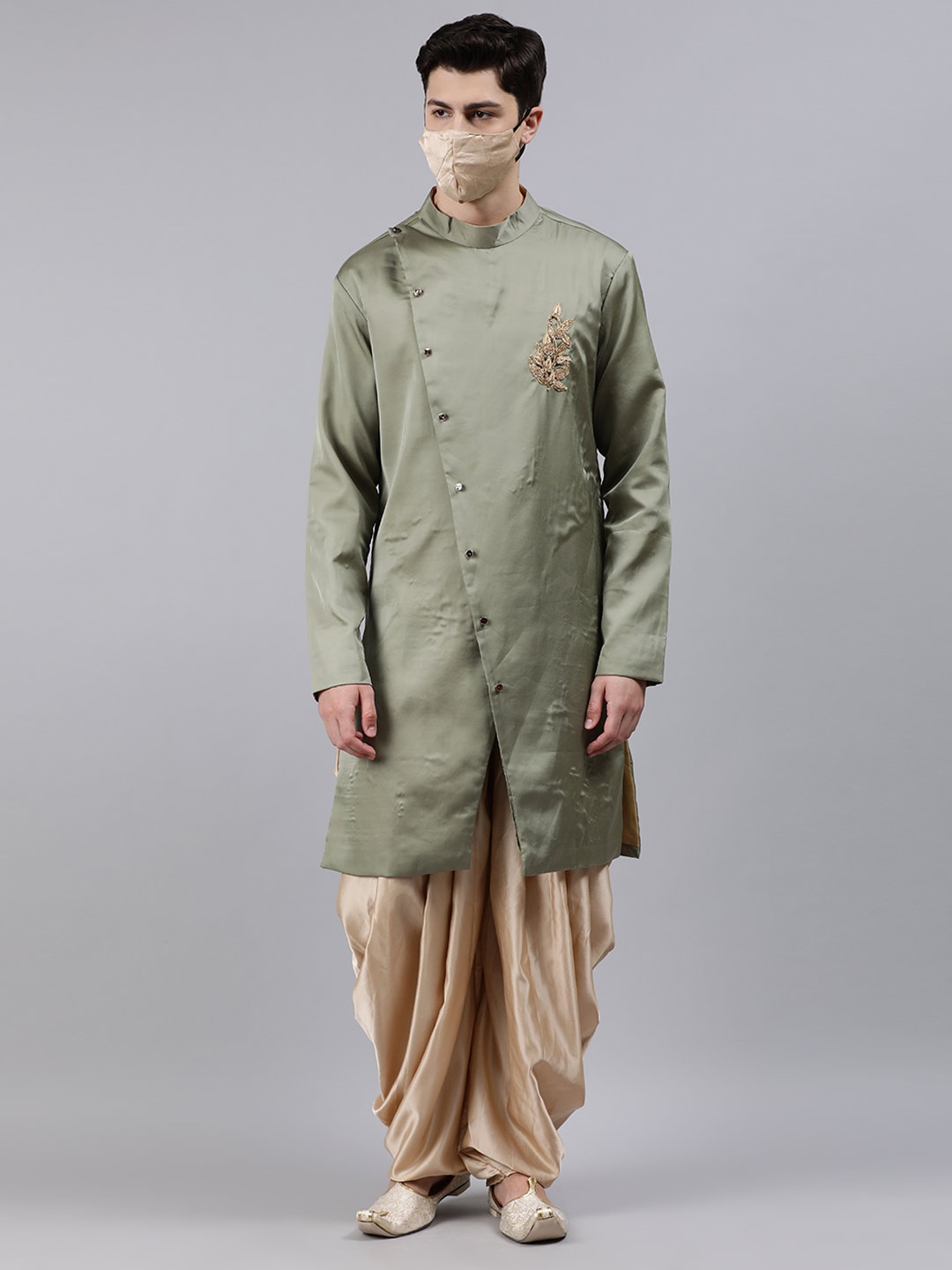 

Ethnovog Men Olive Green Solid Made To Measure Kurta with Salwar Matching Mask