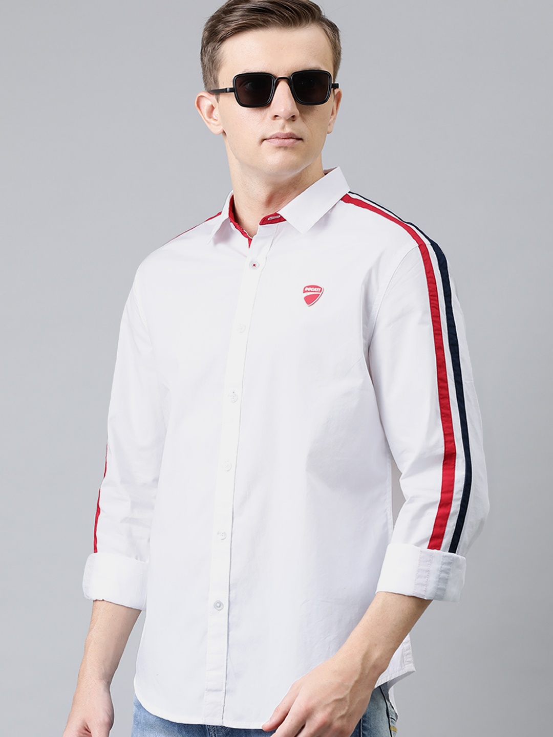 

Ducati Men White Slim Fit Solid Casual Shirt with with Striped Detail