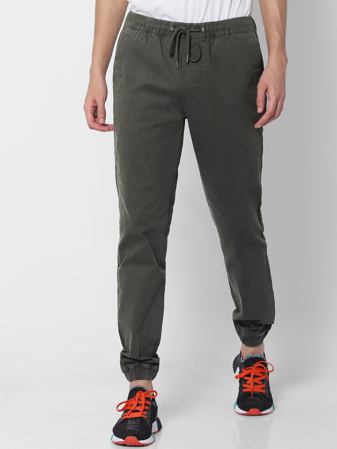 

Jack & Jones Men Charcoal Regular Fit Solid Joggers