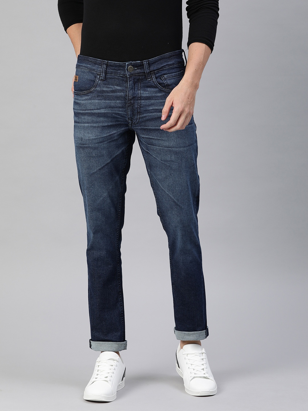 

WROGN Men Blue Slim Fit Mid-Rise Clean Look Stretchable Sustainable Jeans