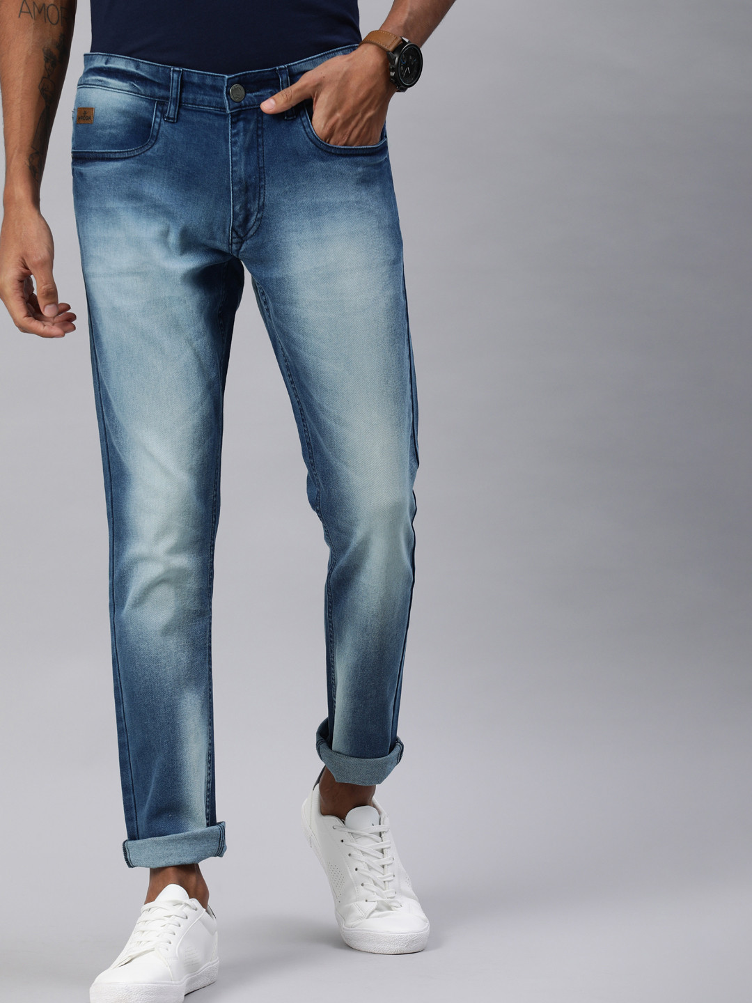 

WROGN Men Blue Slim Fit Mid-Rise Clean Look Stretchable Jeans