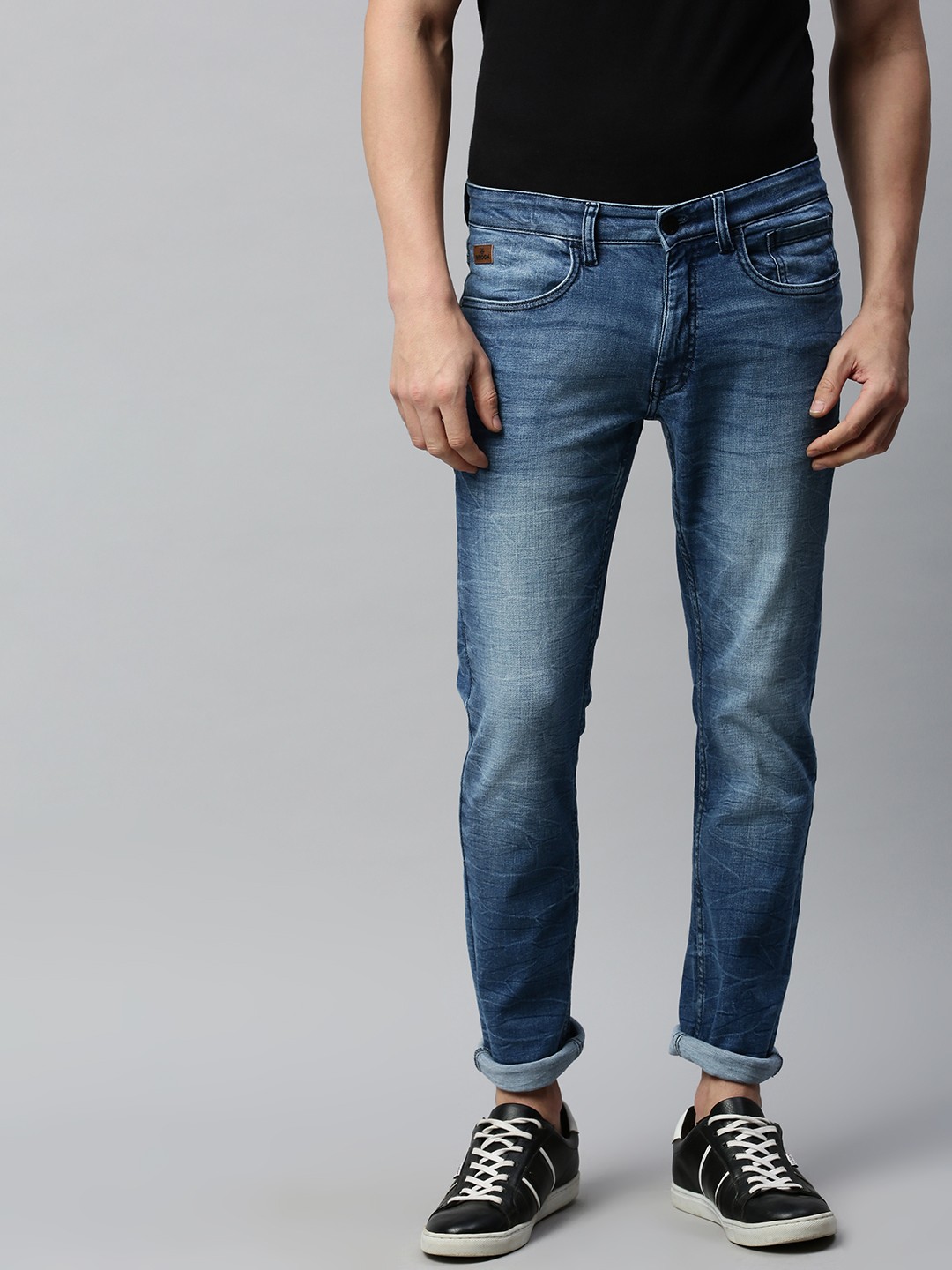 

WROGN Men Blue Slim Fit Mid-Rise Clean Look Jeans