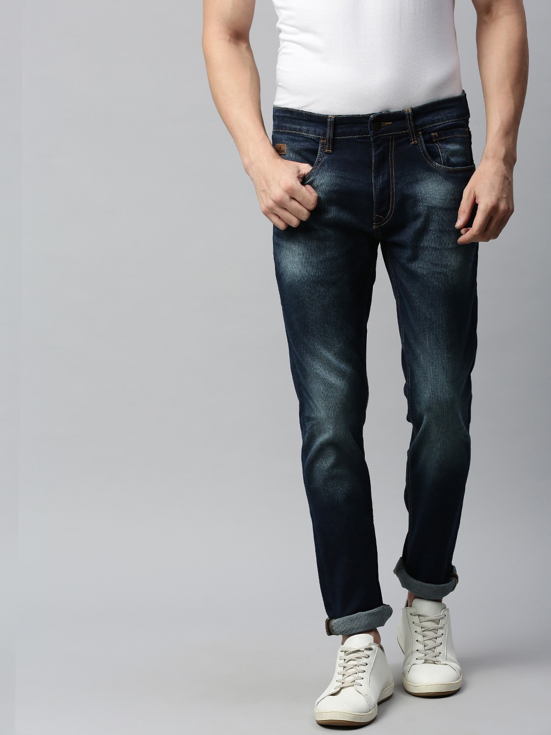 

WROGN Men Navy Blue Slim Fit Mid-Rise Clean Look Jeans