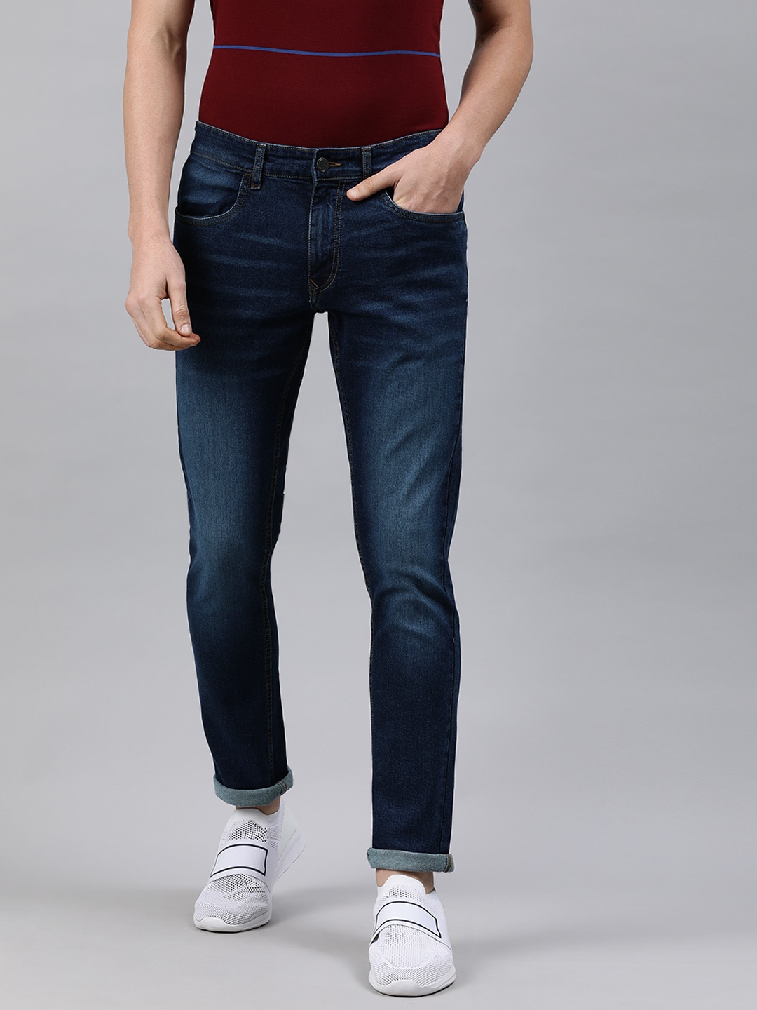 

WROGN Men Blue Slim Fit Mid-Rise Clean Look Stretchable Jeans