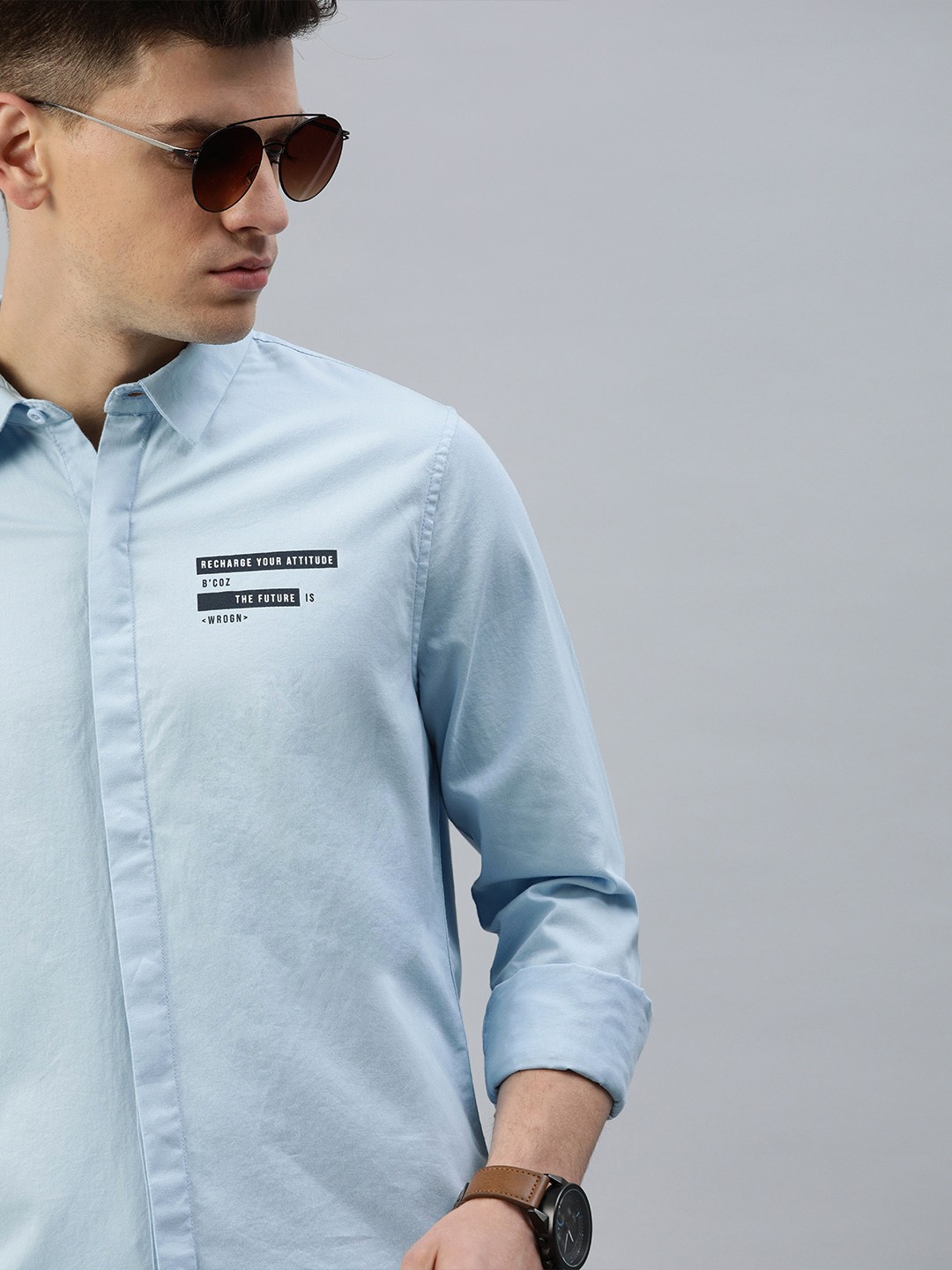 

WROGN Men Blue Slim Fit Solid Casual Shirt