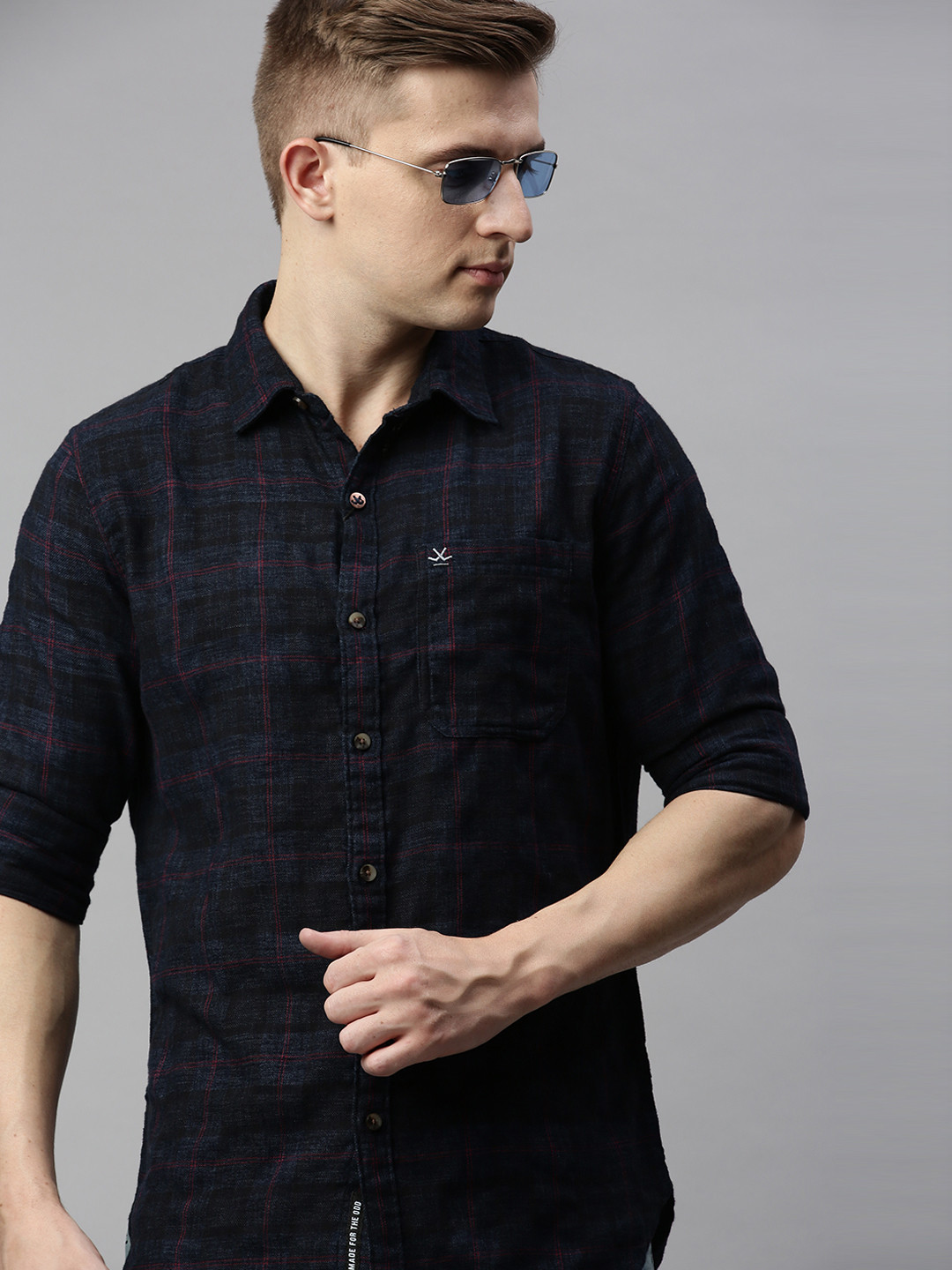 

WROGN Men Navy Blue & Red Slim Fit Checked Casual Shirt
