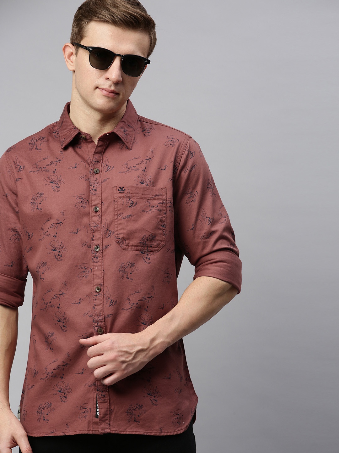 

WROGN Men Coral Red & Navy Blue Slim Fit Printed Casual Shirt