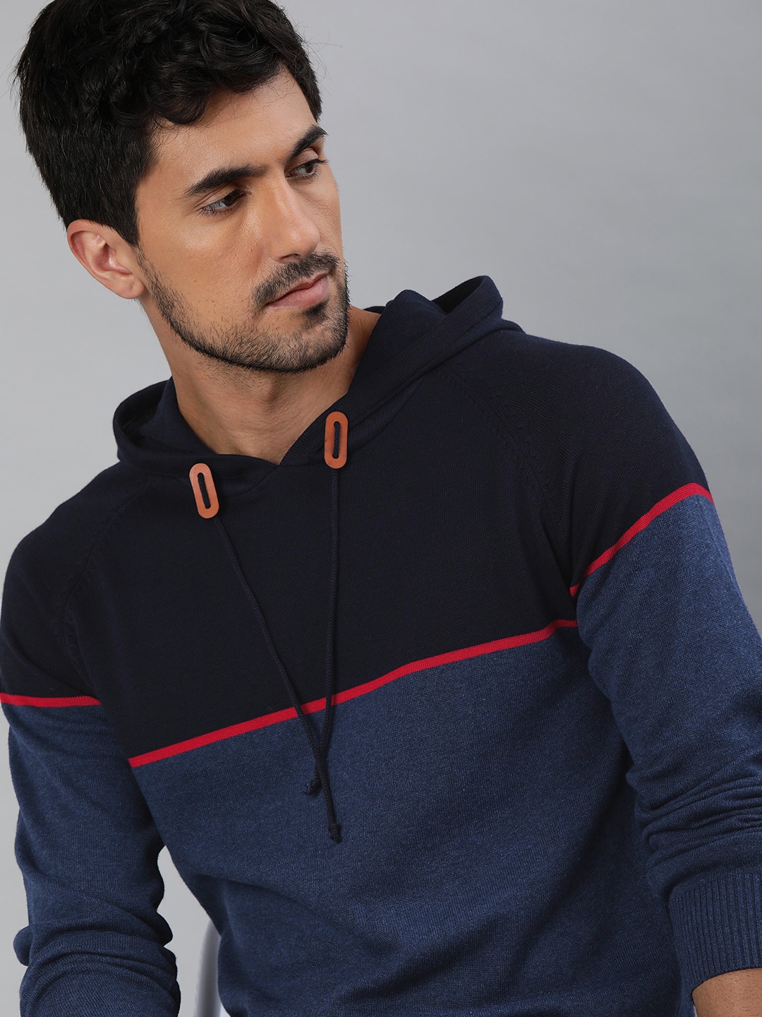 

WROGN Men Navy Blue Colourblocked Slim Fit Pullover Sweater