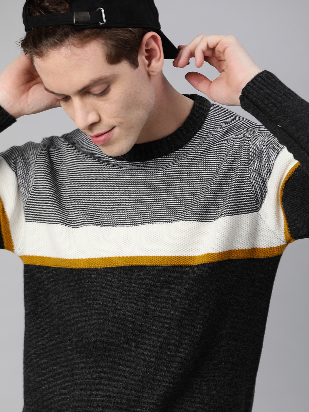 

WROGN Men Black & Grey Striped Pullover Sweater