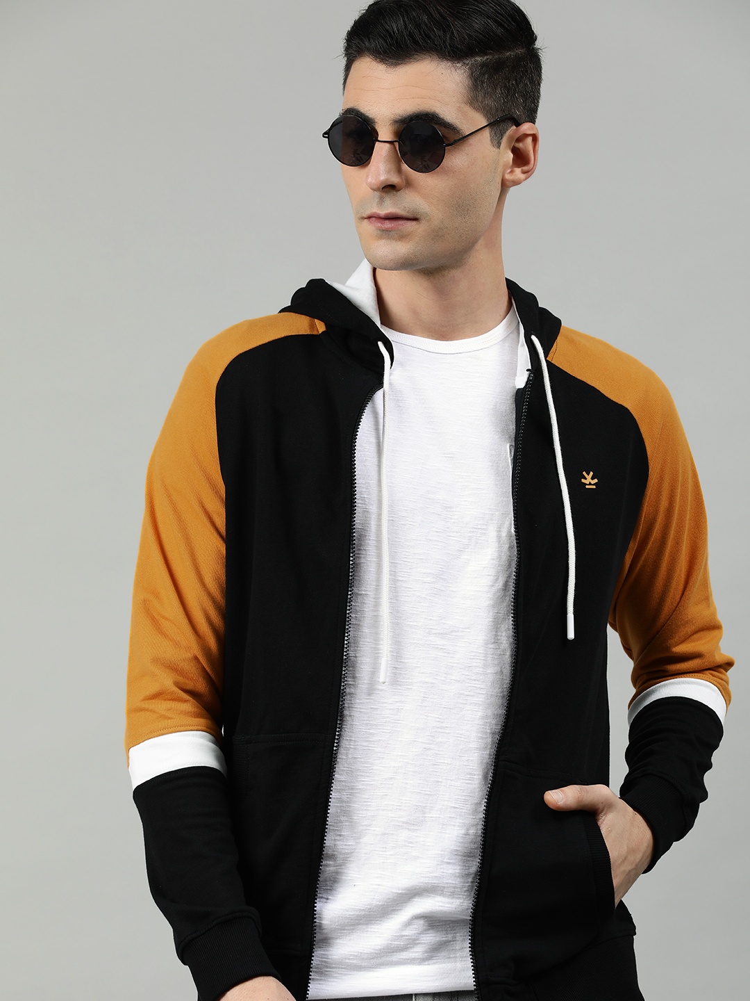 

WROGN Men Black & Mustard Yellow Solid Slim Fit Hooded Sweatshirt