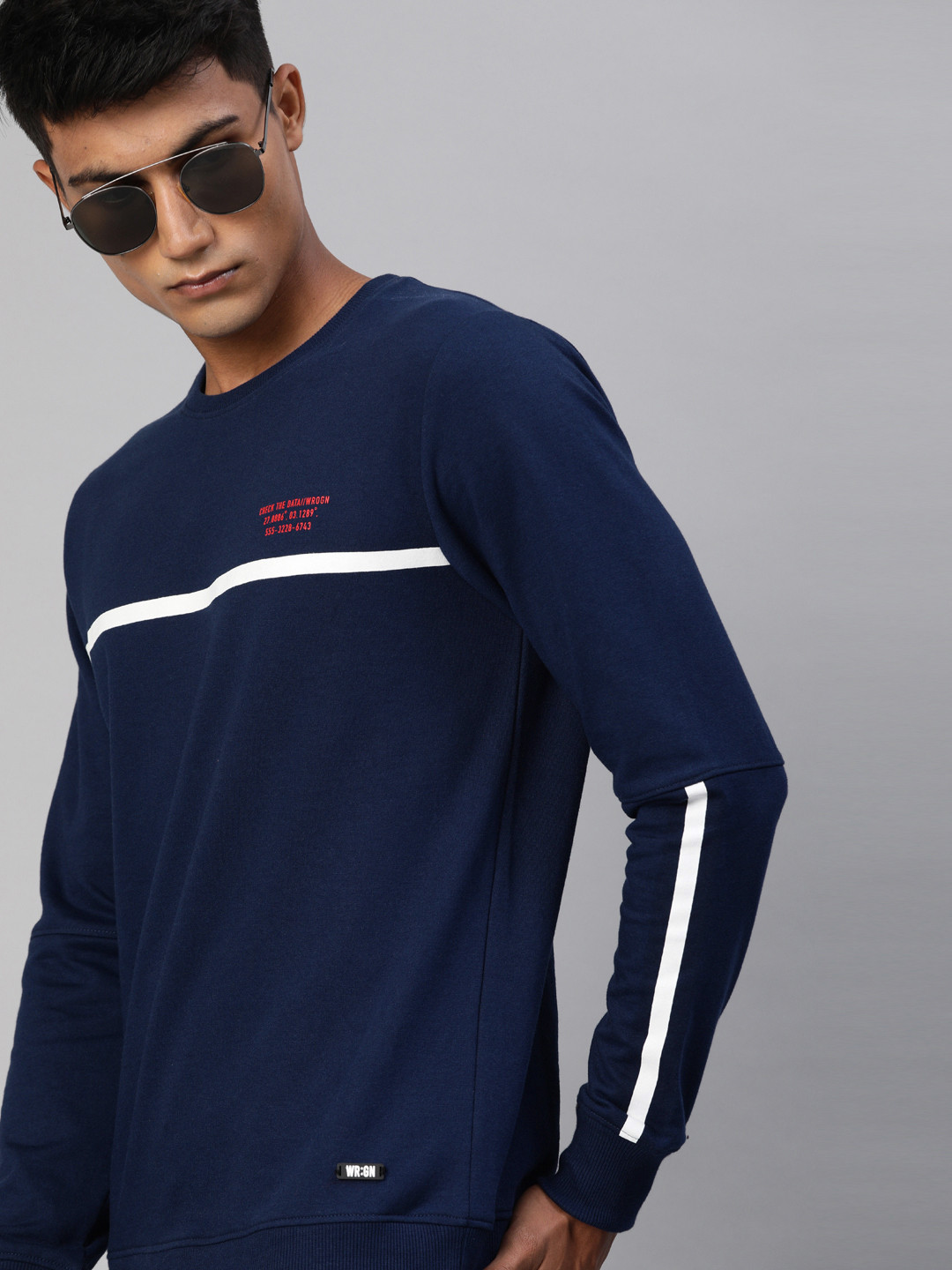 

WROGN Men Navy Blue Slim Fit Solid Sweatshirt With Printed Detailing