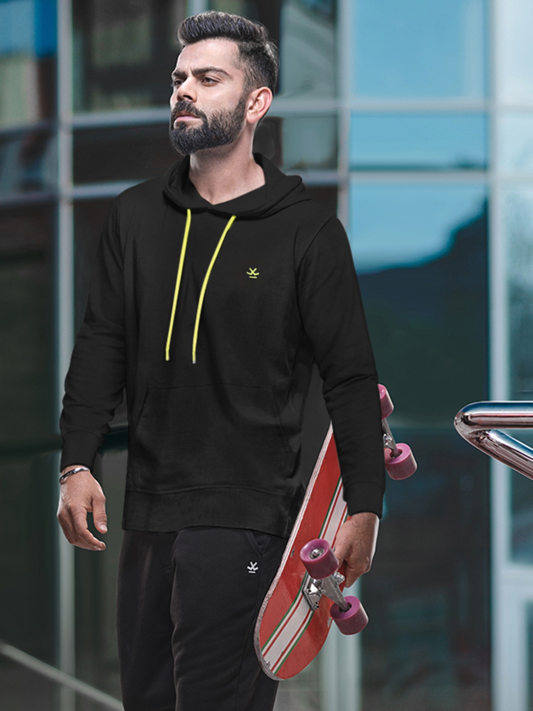 

WROGN Men Black Slim Fit Solid Hooded Sweatshirt