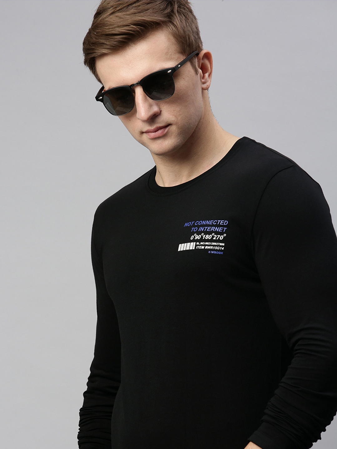 

WROGN Men Black Slim Fit Solid Round Neck T-shirt