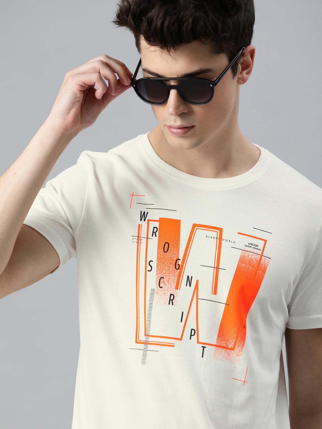 

WROGN Men Off-White Printed Slim Fit Round Neck Pure Cotton T-shirt