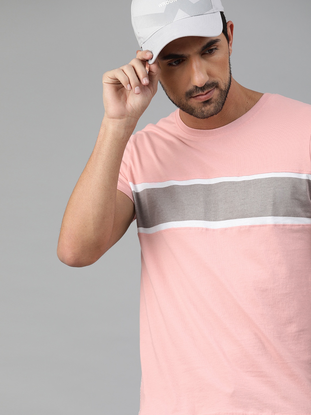 

WROGN Men Pink Grey Slim Fit Colourblocked Round Neck Pure Cotton T-shirt