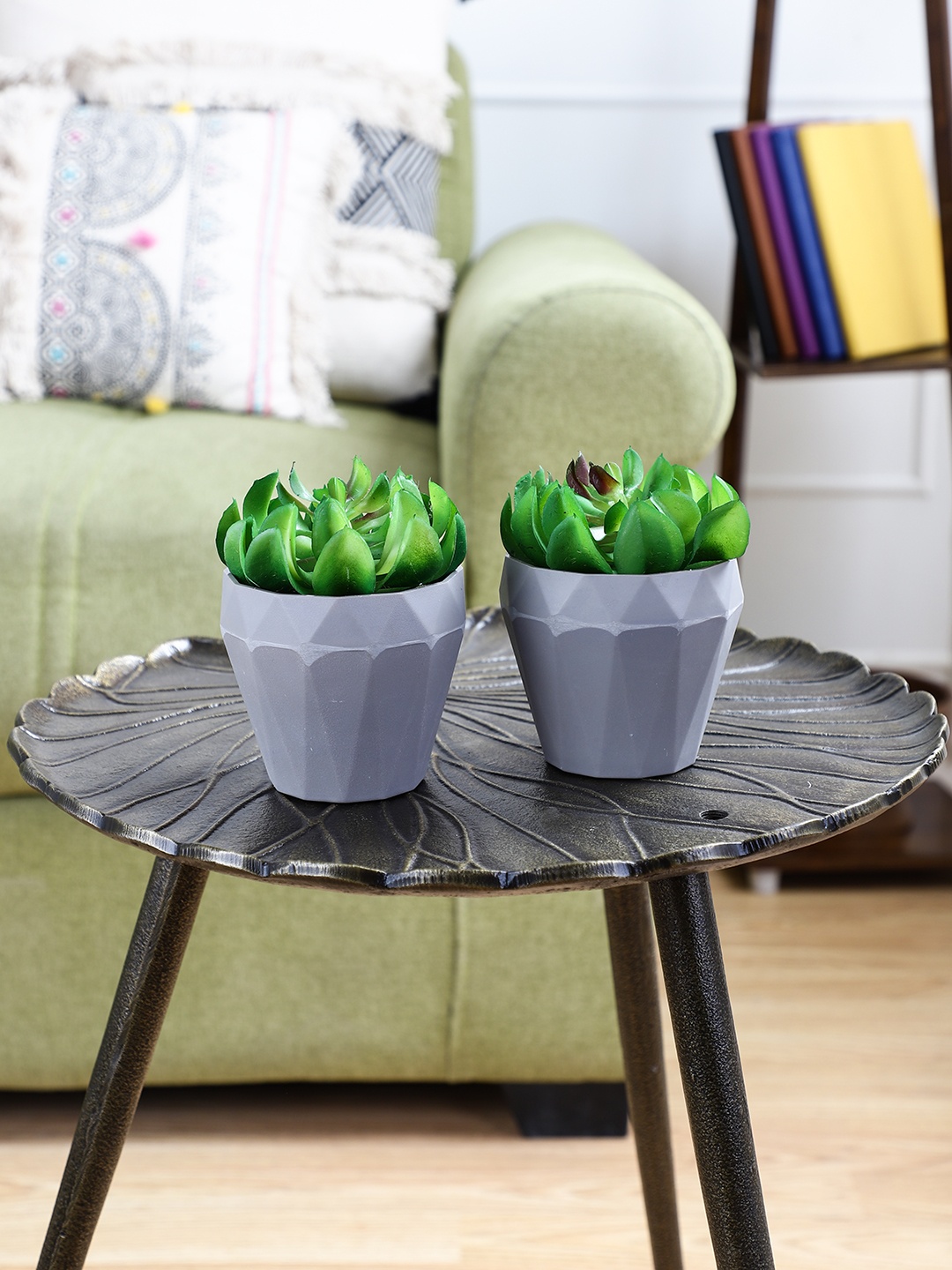 

OddCroft Set Of 2 Green & Grey Artificial Succulent Potted Plants