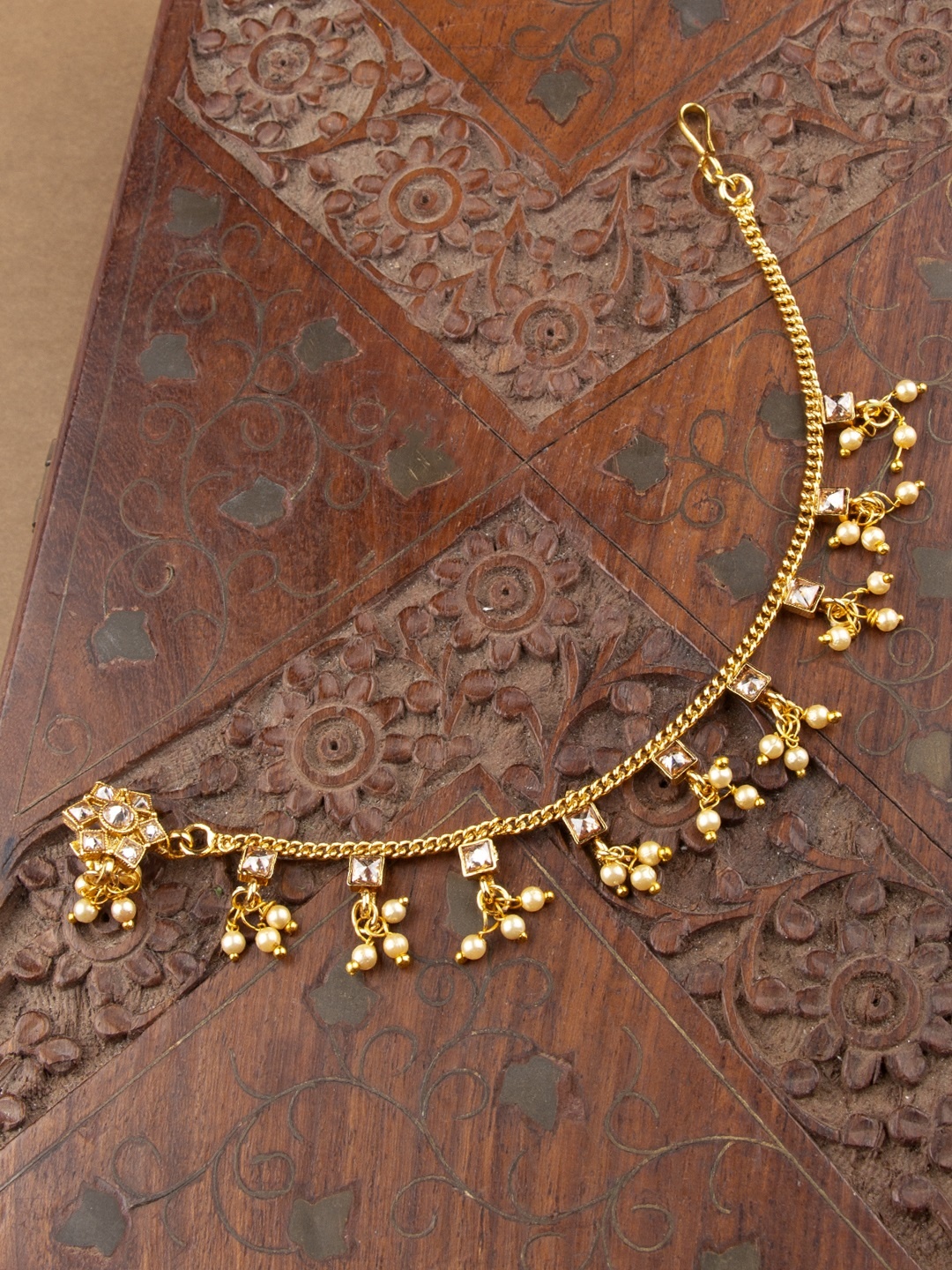 

AccessHer Gold toned Gold Plated Handcrafted Nose ring