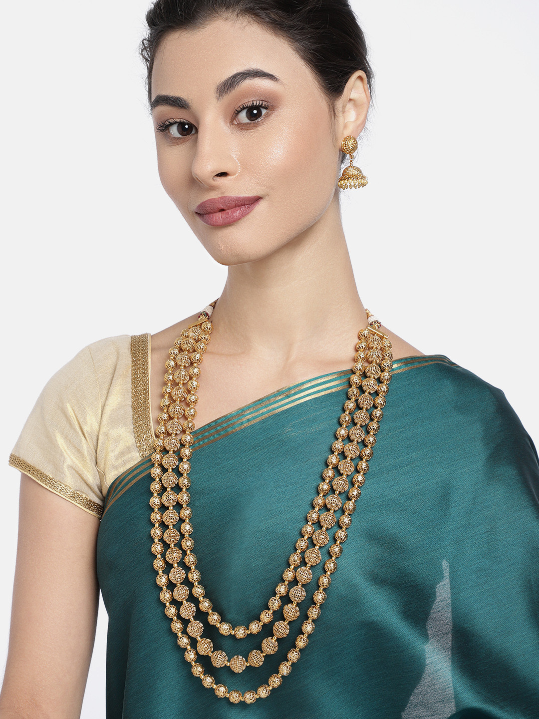 

AccessHer Women Gold-Plated & White Layered Antique Jewellery Set